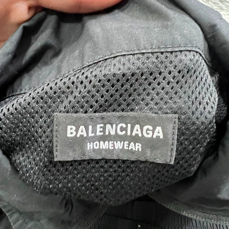 Balenciaga Balenciaga jacket 2501-Nextarrow Size US S / EU 44-46 / 1 - 3 Thumbnail
