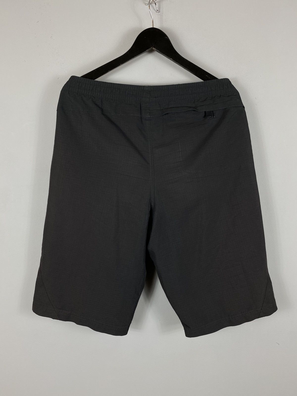 Nike × Vintage 90s Vintage Nike Mini Swoosh Shorts Mens M y2k Size US 32 / EU 48 - 9 Thumbnail