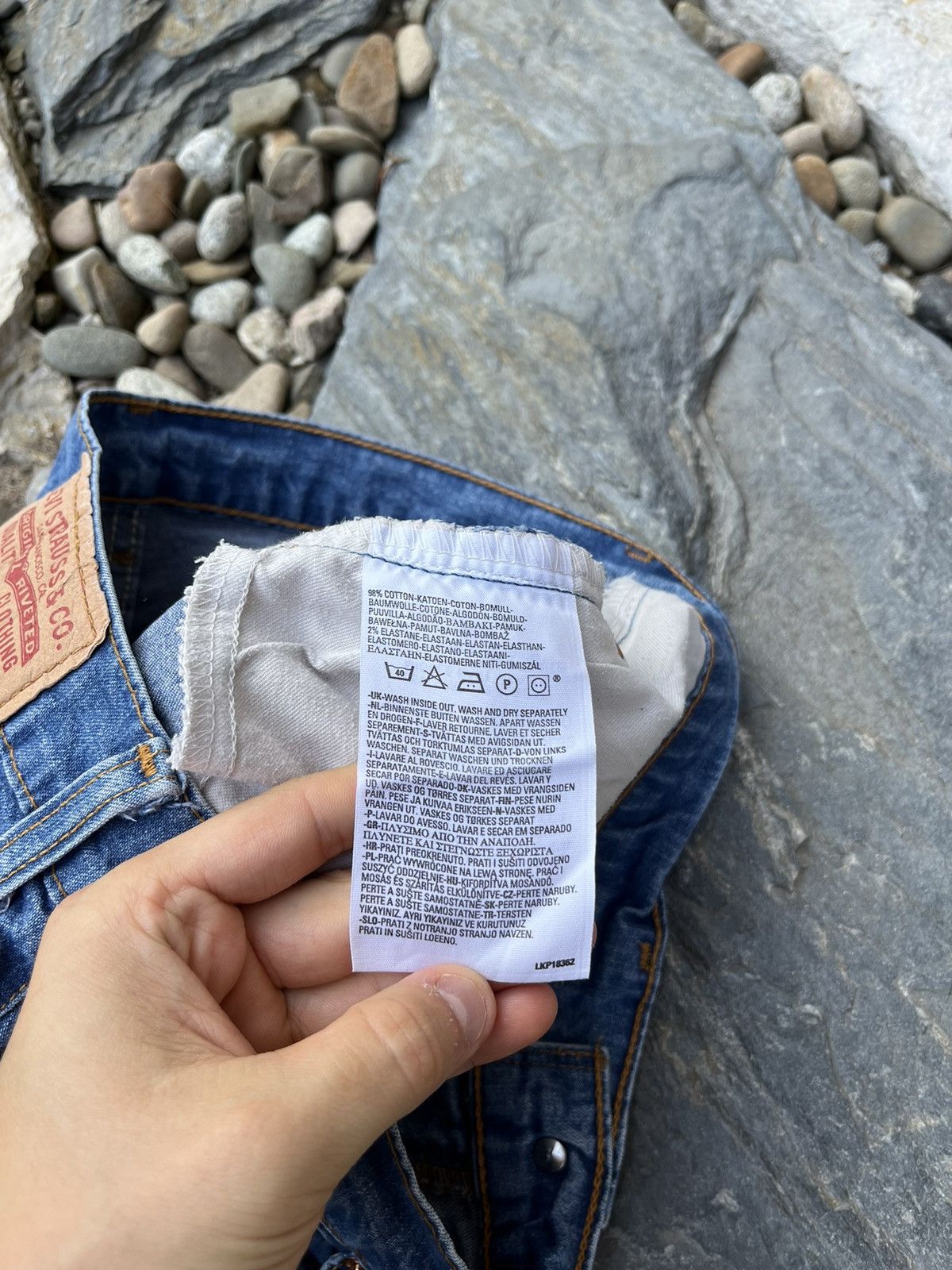 Levi's × Levi's Vintage Clothing × Vintage Vintage Levi’s 586 87 flared jeans 30x32 baggy regular denim Size US 30 / EU 46 - 18 Thumbnail