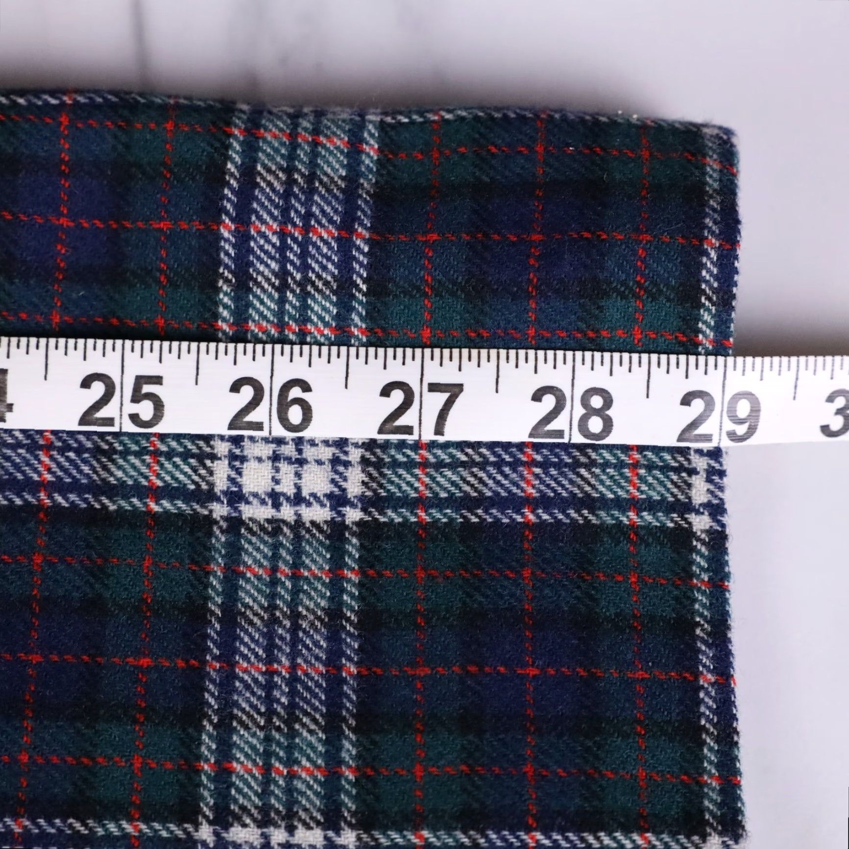 Pendleton VINTAGE Pendleton Plaid Midi Skirt Womens 10 Blue Green Wool Made in USA Size 32" / US 10 / IT 46 - 7 Thumbnail