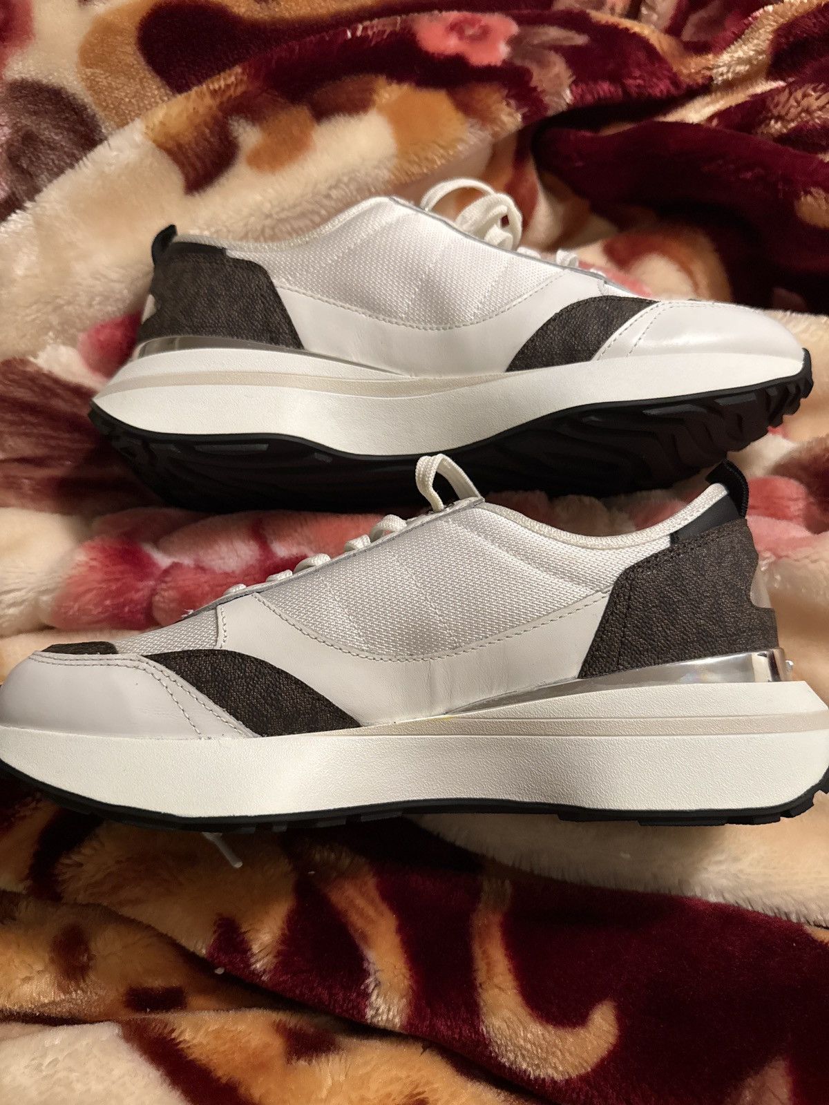 Michael Kors Micheal Kors Sneaker Size US 8.5 / IT 38.5 - 7 Thumbnail