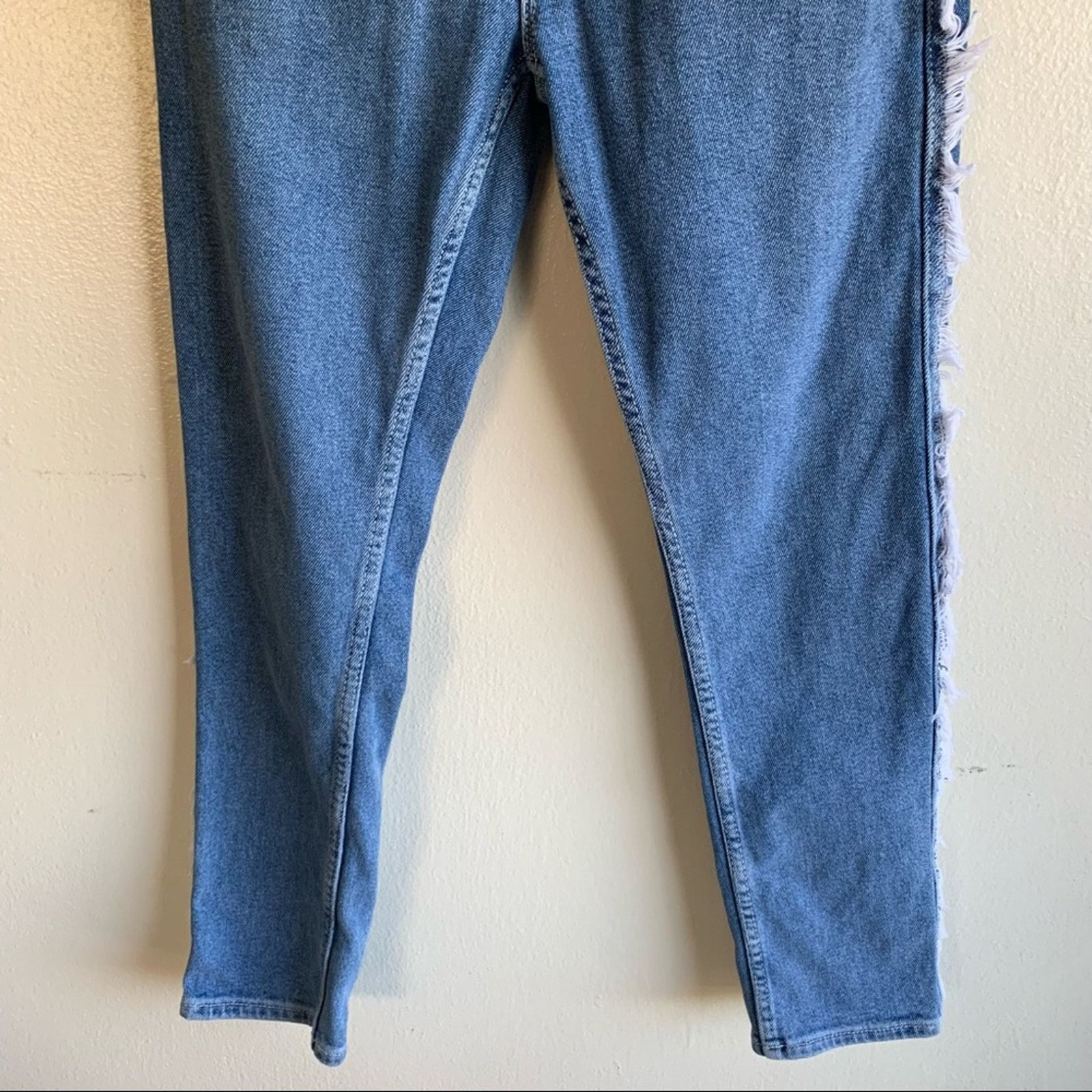 Asos ASOS Skinny jeans in mid wash blue with frayed side stripe Size US 28 / EU 44 - 10 Thumbnail