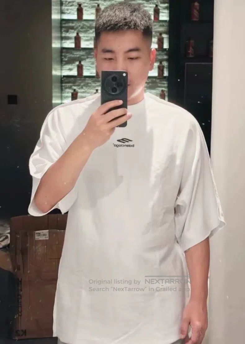 Balenciaga Balenciaga White 3B Frayed Edge Effect Short Sleeve Size US M / EU 48-50 / 2 - 9 Thumbnail