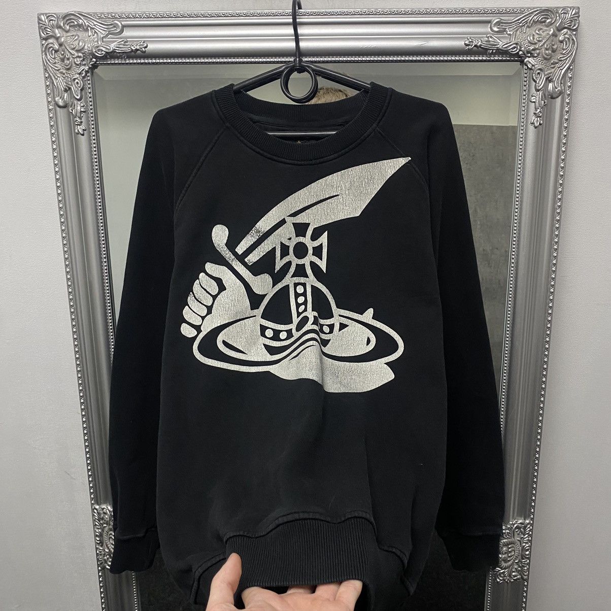 Vivienne Westwood Vintage Vivienne Westwood Sweatshirt Big Logo Size US S / EU 44-46 / 1 - 3 Thumbnail
