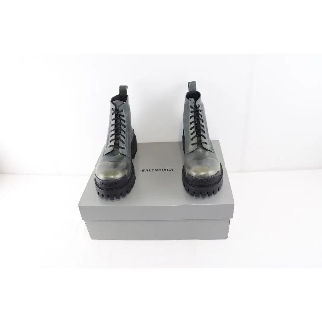 Balenciaga o1rshd1 Worn-Out Effect Leather Strike Bootie L20 in Khaki Size US 10 / EU 43 - 12 Thumbnail