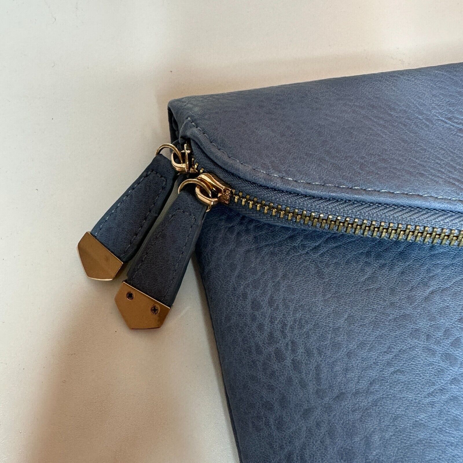 Other Urban Expressions Stella Blue Pebble Stripe Interior Clutch Size ONE SIZE - 2 Thumbnail