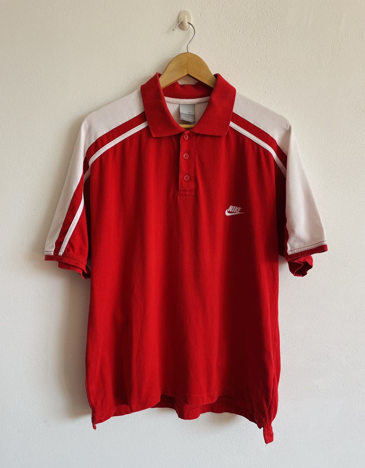 Nike Vintage y2k Nike Red Polo Shirt Size L Size US L / EU 52-54 / 3 - 1 Thumbnail