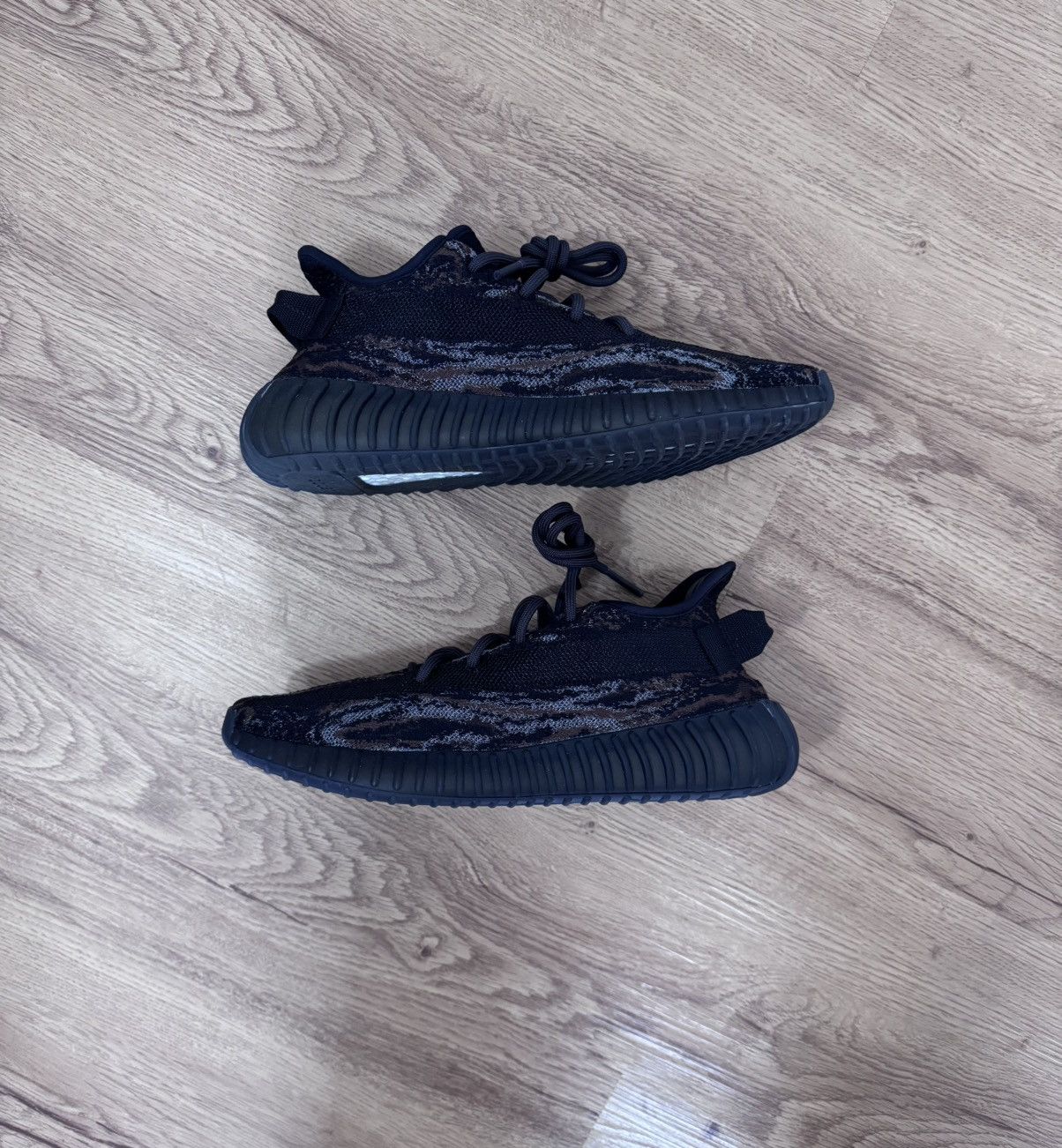 Adidas Adidas Yeezy Boost 350 V2 MX Rock Size US 7.5 / EU 40-41 - 4 Thumbnail