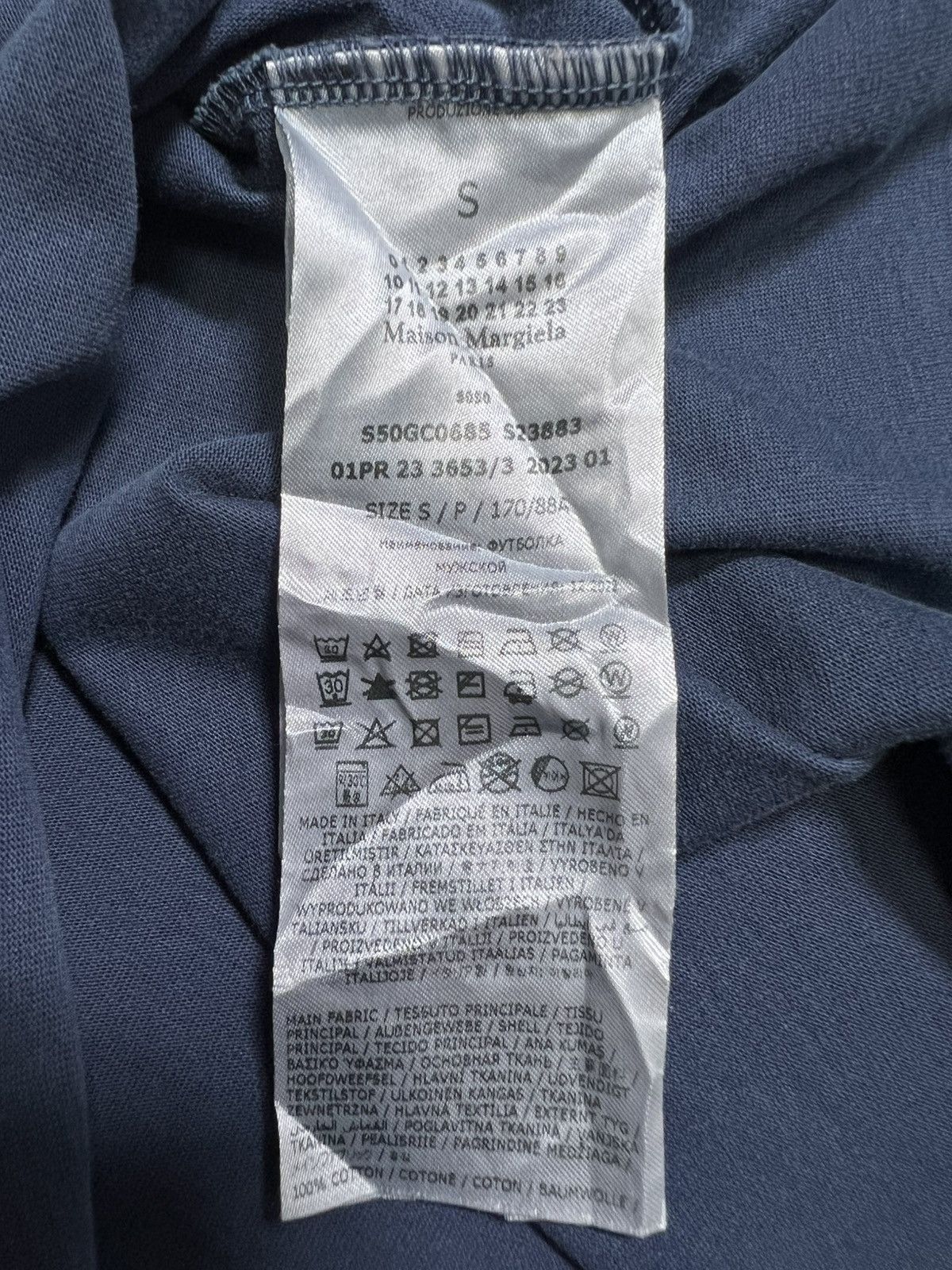 Maison Margiela Maison Margiela - Oversized Overdye Logo T-Shirt Size US S / EU 44-46 / 1 - 14 Thumbnail
