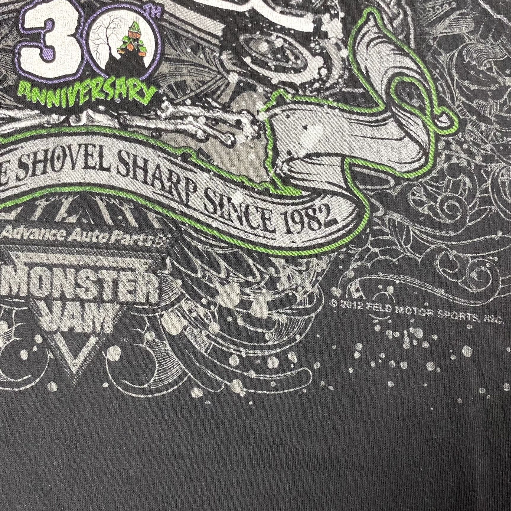 Vintage VINTAGE Grave Digger Monster Jam T-Shirt Main Graphic Black Men's L Adult Large Cotton Alstyle 1301 Skull Truck 2012 30th Anniversary Size US L / EU 52-54 / 3 - 2 Thumbnail