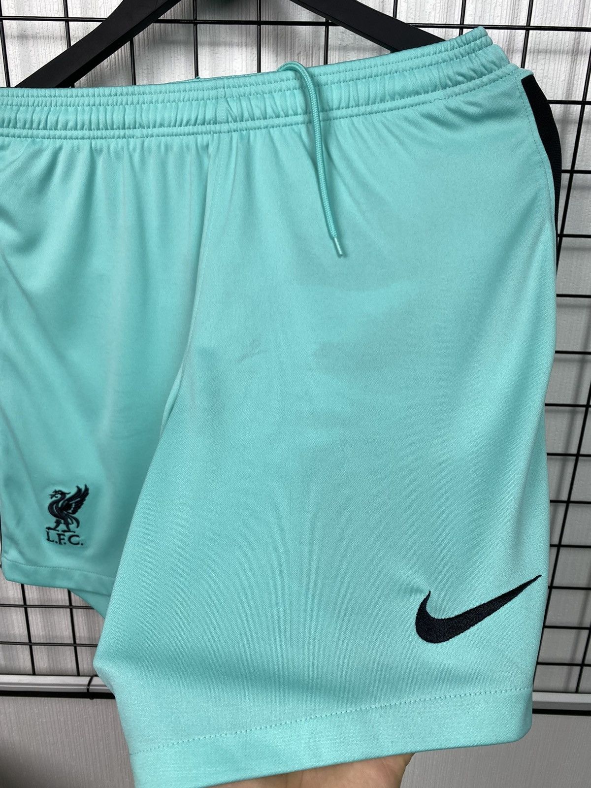 Nike Nike Liverpool Shorts Turquoise Men’s M Soccer Training Size US 32 / EU 48 - 5 Thumbnail