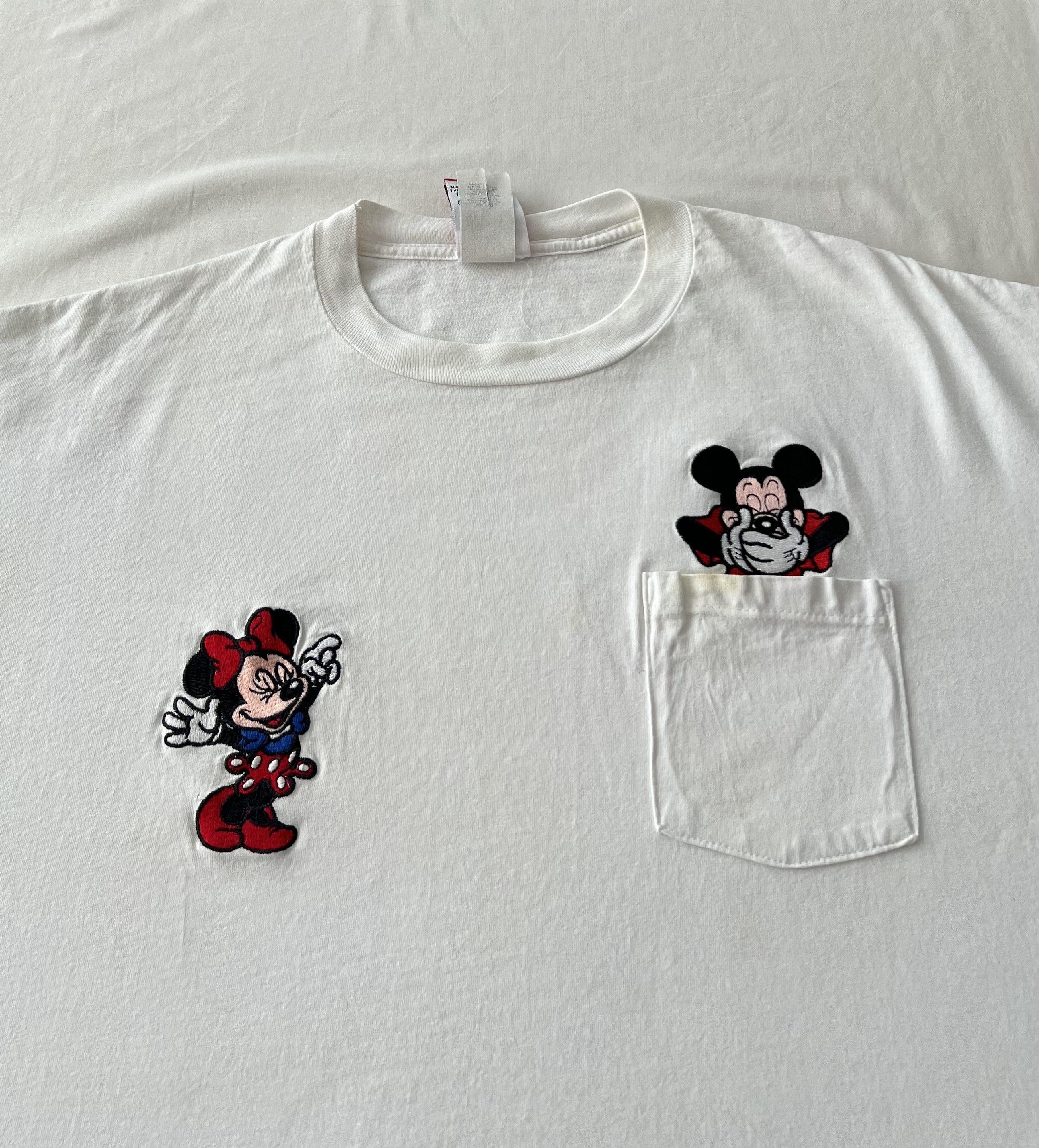 Disney Vintage 90s Disney Mickey Mouse Minnie Mouse Pocket T-shirt Size US XL / EU 56 / 4 - 3 Thumbnail