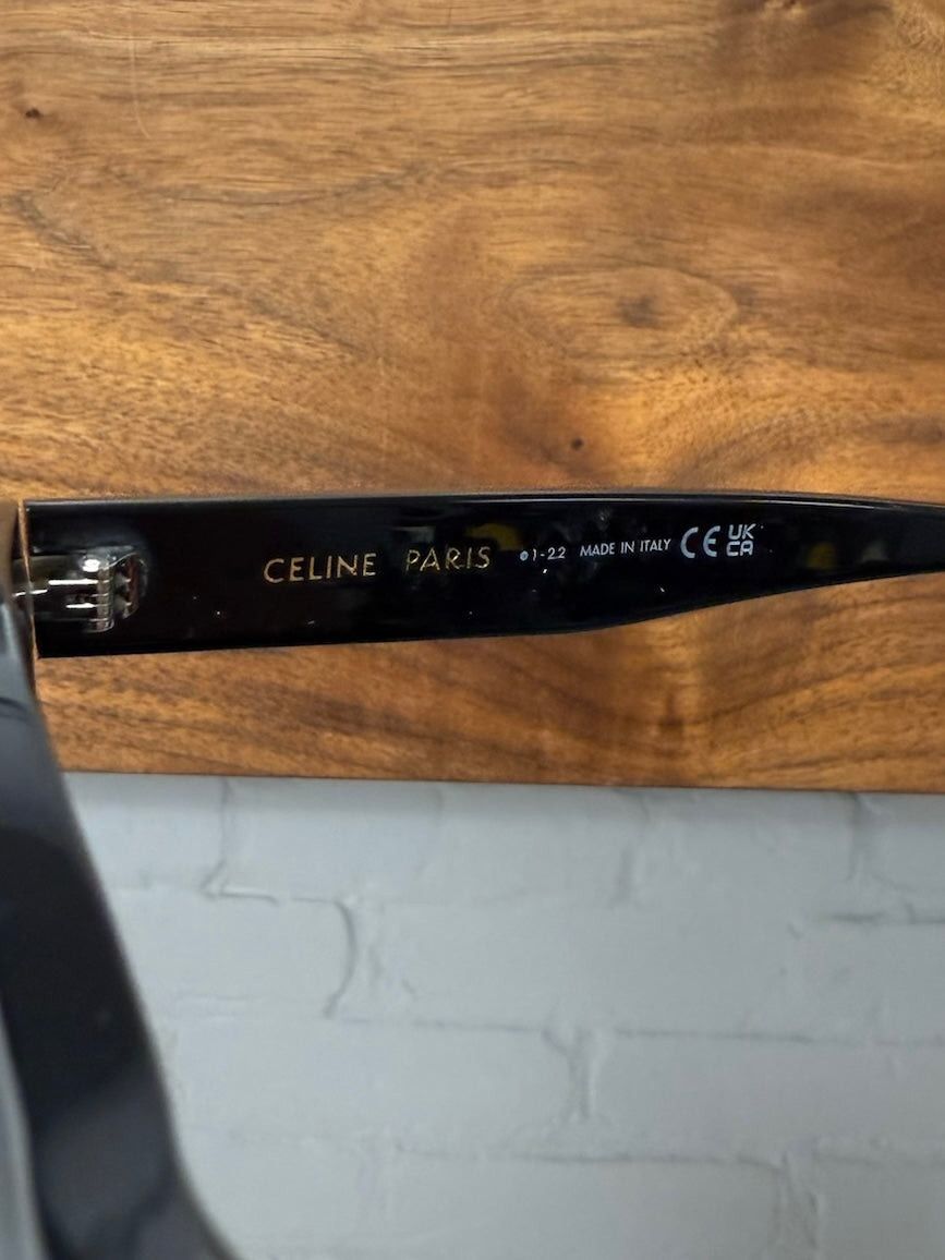 Celine Celine ‘CL40249U’ Black Wayfarer Frame Sunglasses Size ONE SIZE - 4 Thumbnail