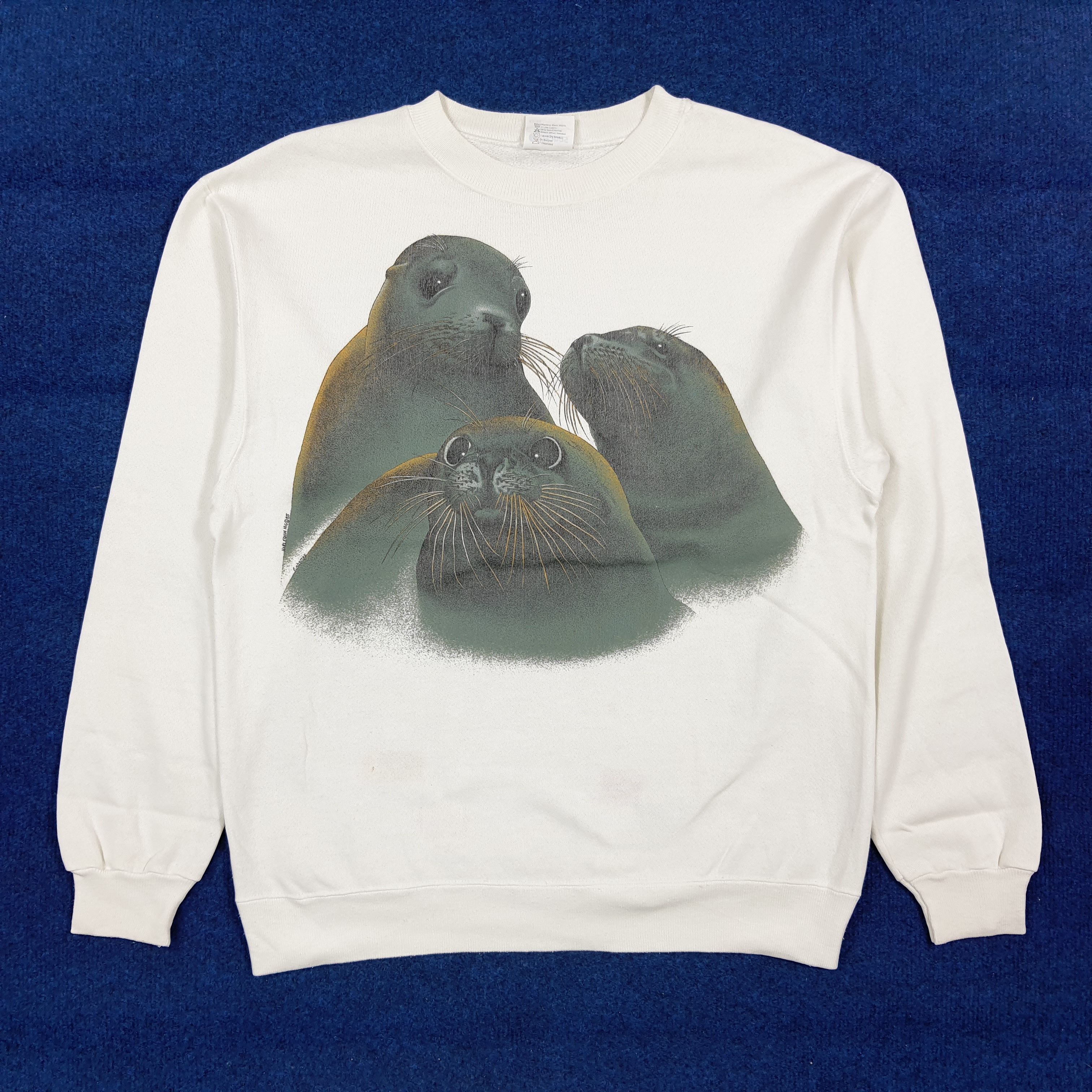 Hanes Vintage 90s Seal Harlequin Graphics Animal Crewneck C292N7 Size US M / EU 48-50 / 2 - 1 Thumbnail