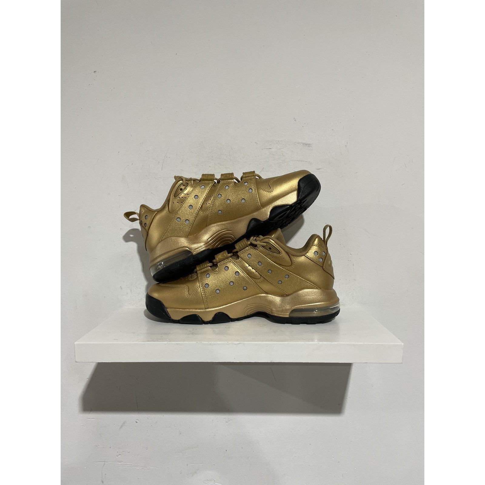 Nike NIKE SB AIR MAX 2 CB 94 SUPREME METALLIC GOLD SIZE 8.5 NEW Size US 8.5 / EU 41-42 - 2 Thumbnail