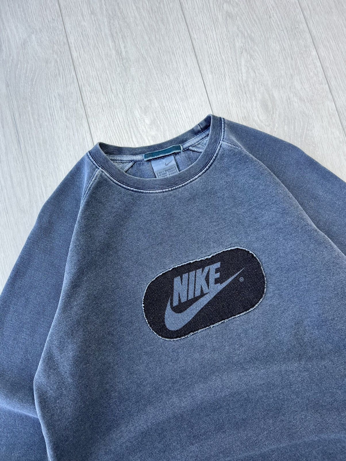 Nike Vintage Nike Sweatshirt Garment Dyed Center Logo Y2K 90s Size US S / EU 44-46 / 1 - 2 Thumbnail
