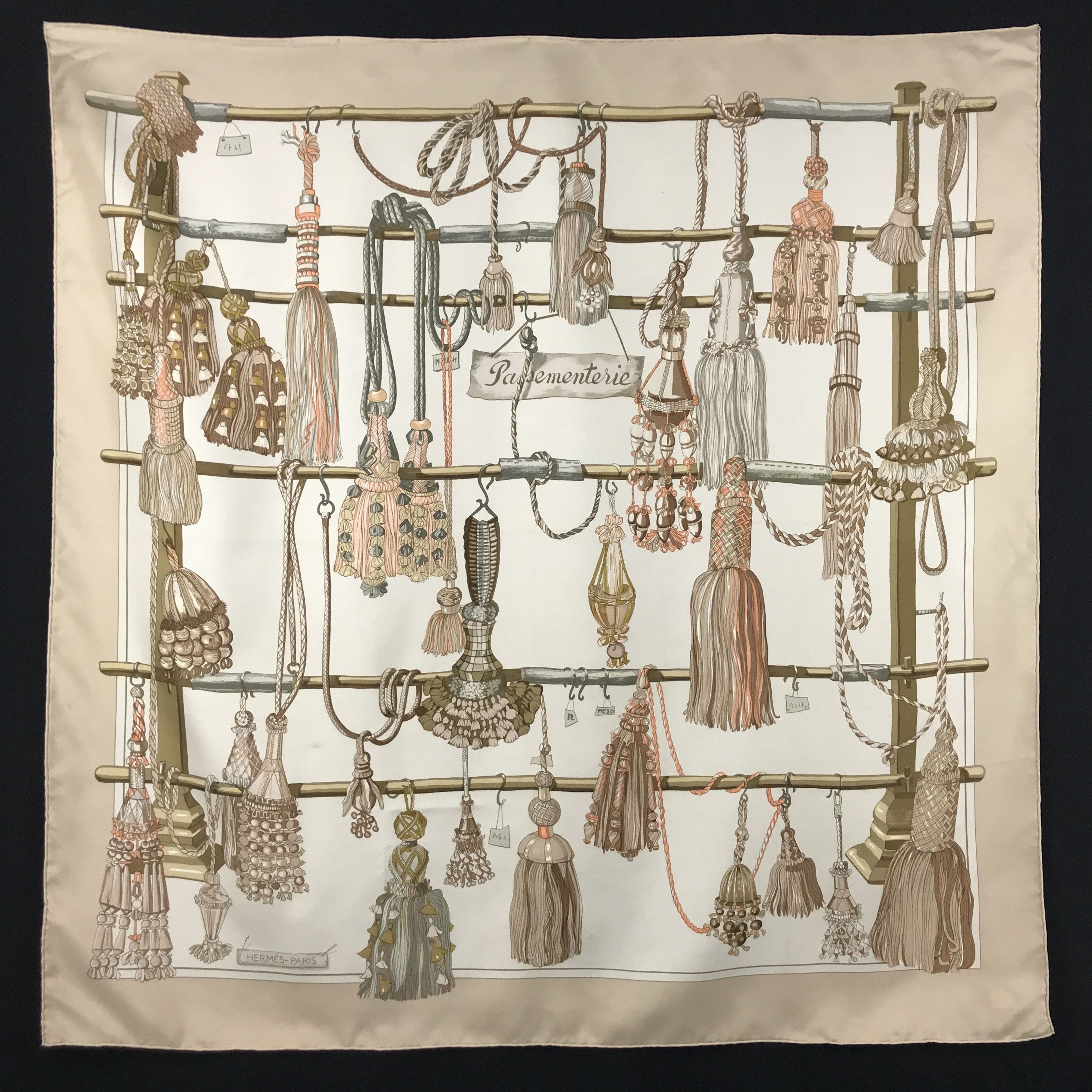 Hermes Vintage Hermes Silk Scarf Size ONE SIZE - 1 Thumbnail