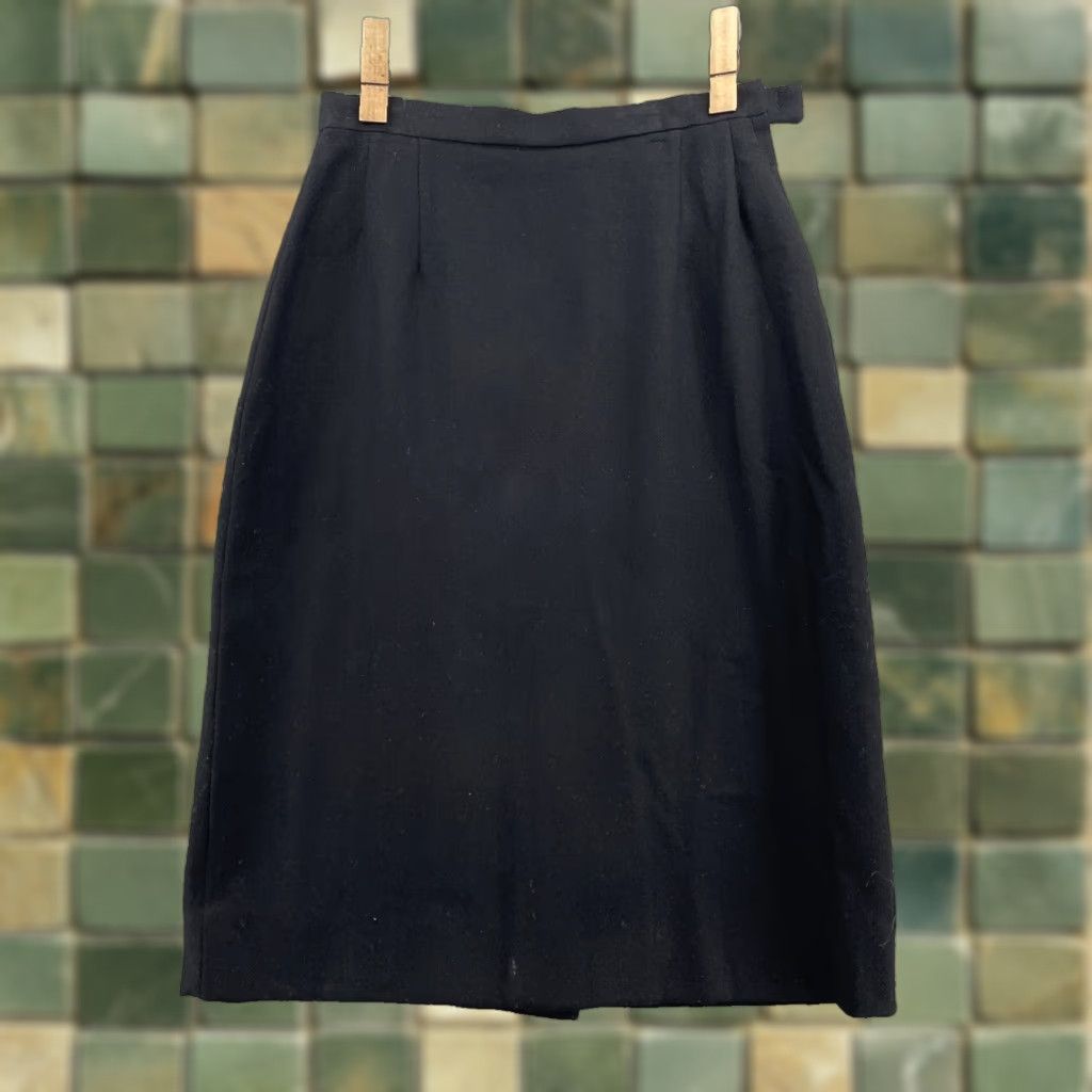 Pendleton VINTAGE Pendleton Black Wool Skirt Women's 8 A-Line Long Office 90s Classic 90s Librarian Student Mens Womens Girls Size 30" / US 8 / IT 44 - 1 Thumbnail