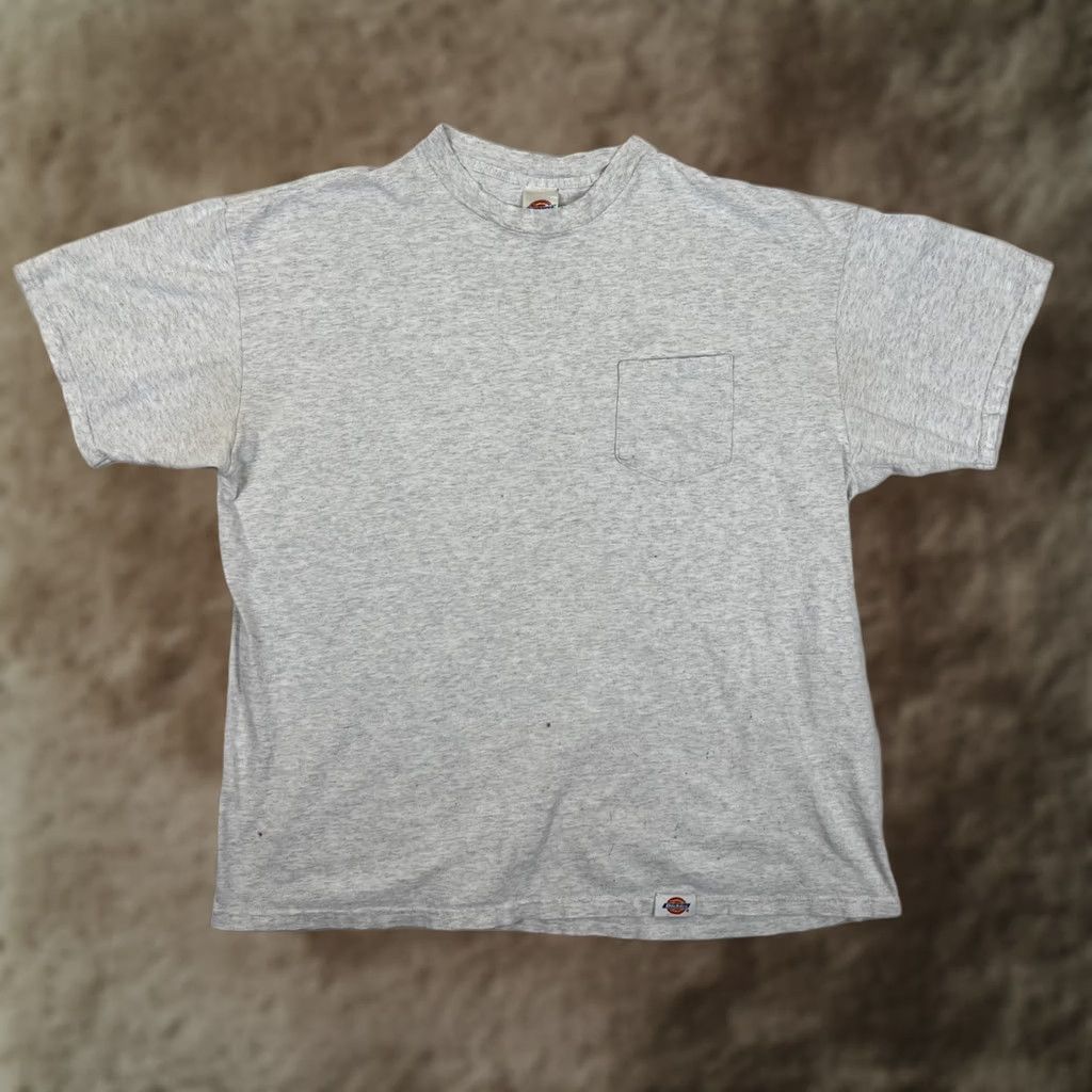 Dickies VINTAGE Dickies T-Shirt Pocket 2XL Men Gray Cotton Short Sleeve Crew Neck 90s Grunge Work Wear Size US XXL / EU 58 / 5 - 1 Thumbnail
