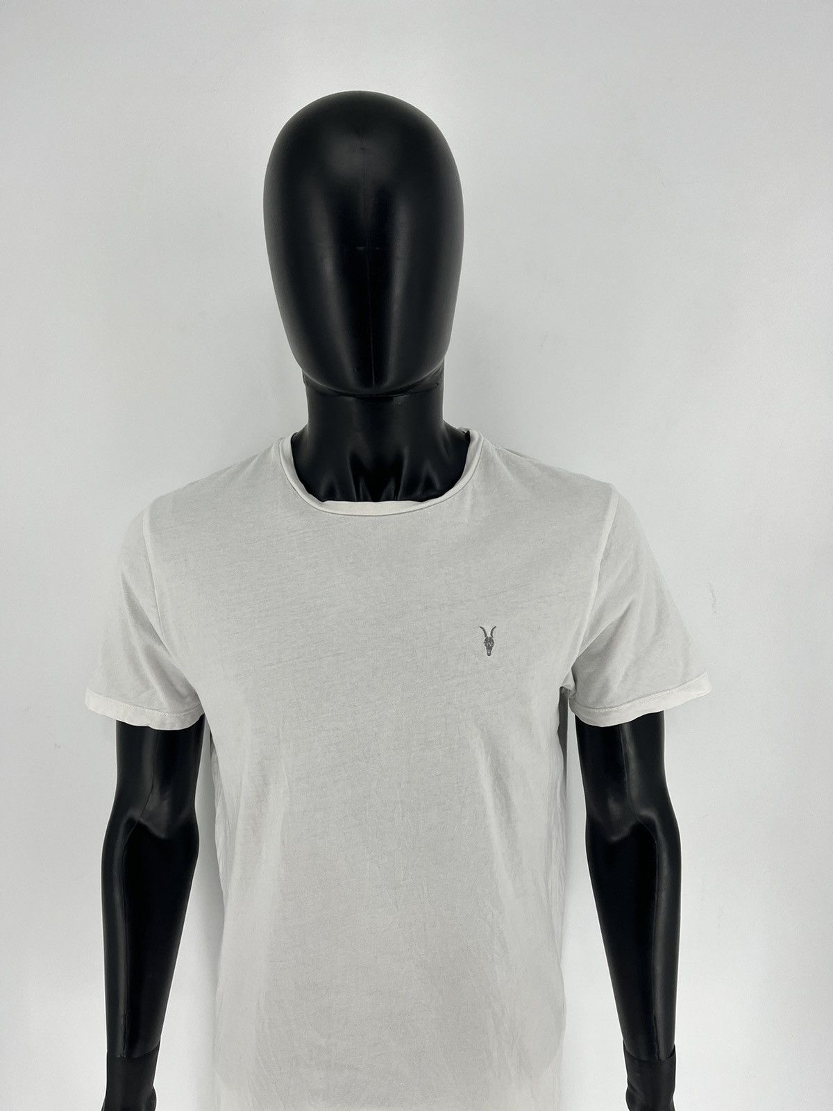 Allsaints Vintage Y2K Allsaints T-shirt luxury sportswear size M Size US M / EU 48-50 / 2 - 5 Thumbnail