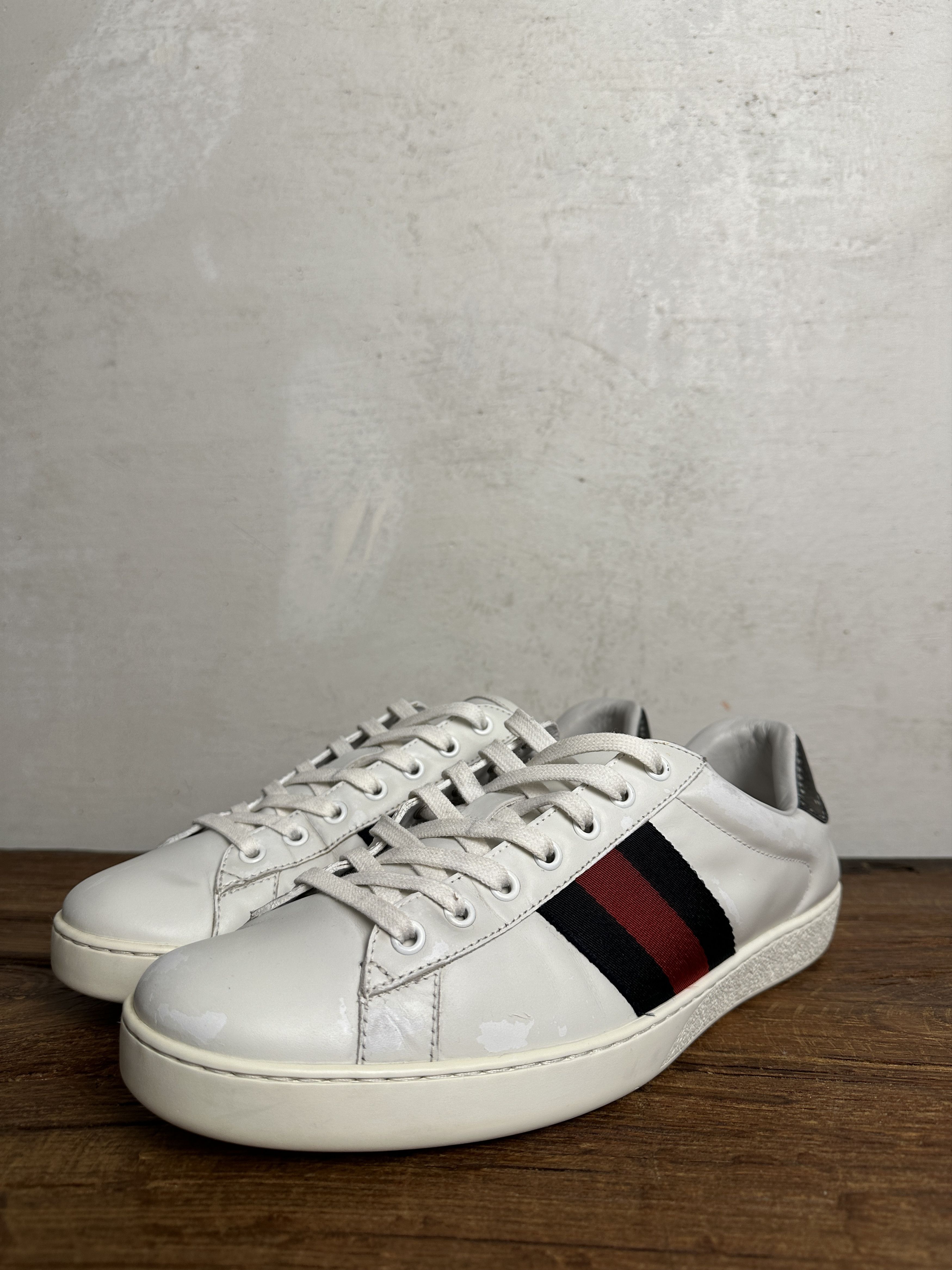 Gucci Gucci Ace Leather Sneaker White Navy Size US 9.5 / EU 42-43 - 1 Thumbnail