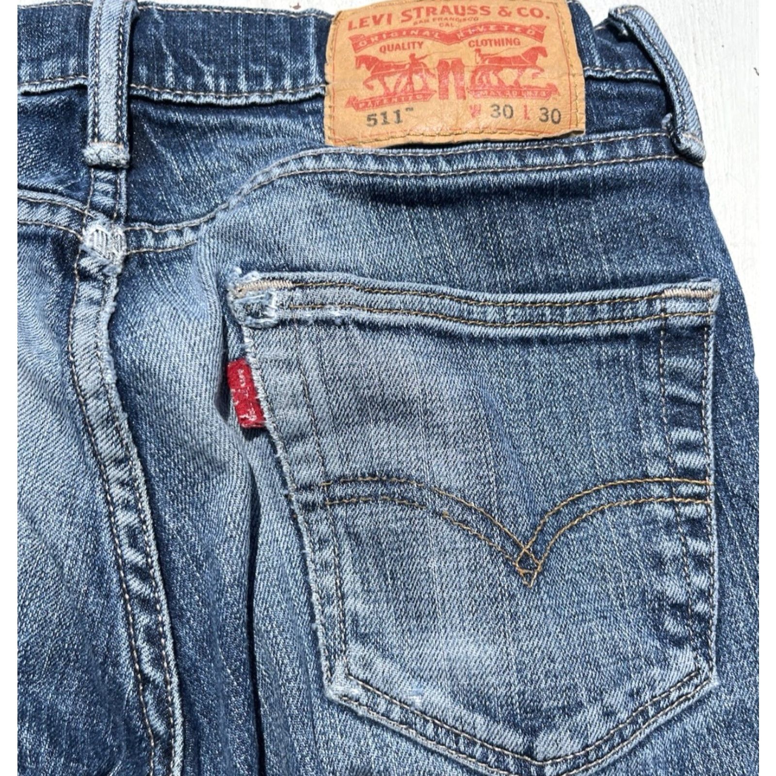 Levi's Levi's Jeans Slim 511 Blue 30x30 Men’s Denim Sl ick Distressed Knee Vintage No? Size US 30 / EU 46 - 4 Thumbnail