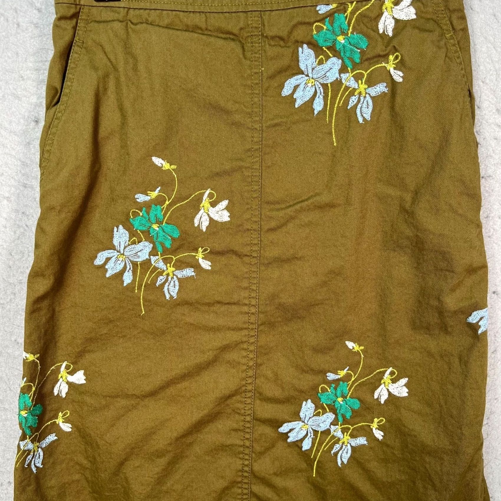 Ann Taylor Ann Taylor Skirt Size 2 Olive Green Cotton Floral Embroidered Womens Size 26" / US 2 / IT 38 - 5 Thumbnail