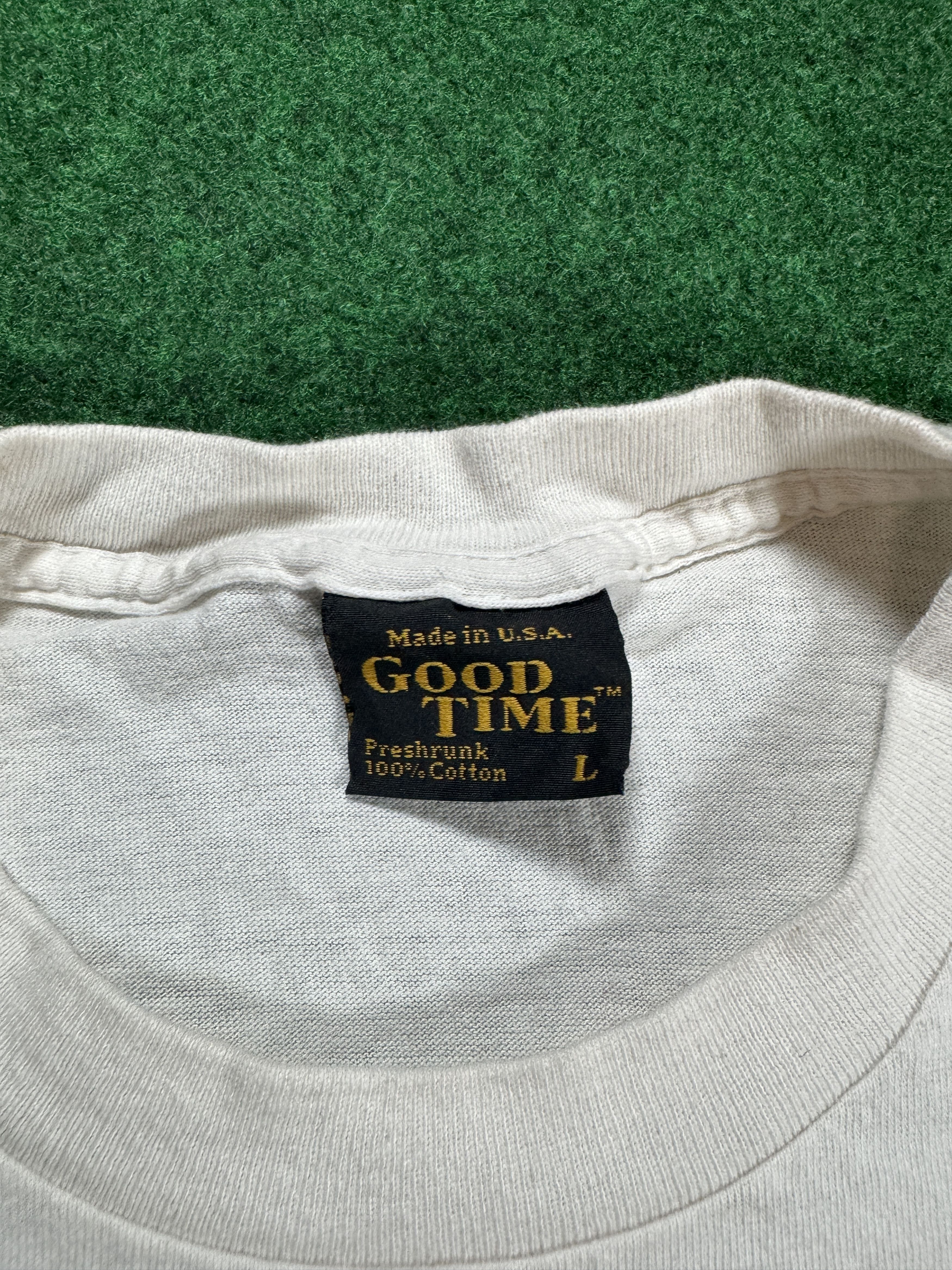 Vintage VTG 90s Week World News Bat Child Boy Original RARE TShirt Size US L / EU 52-54 / 3 - 4 Thumbnail