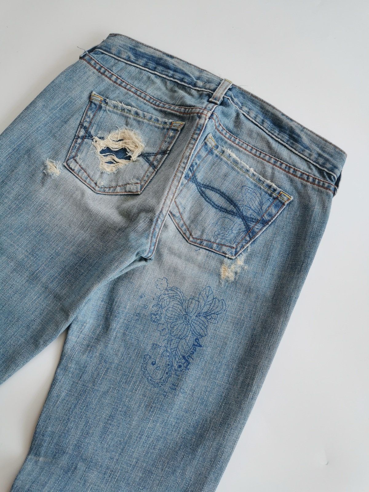 Vintage Vintage Bootcut Abercrombie Flowers Print Distressed Jeans Size 28" / US 6 / IT 42 - 6 Thumbnail