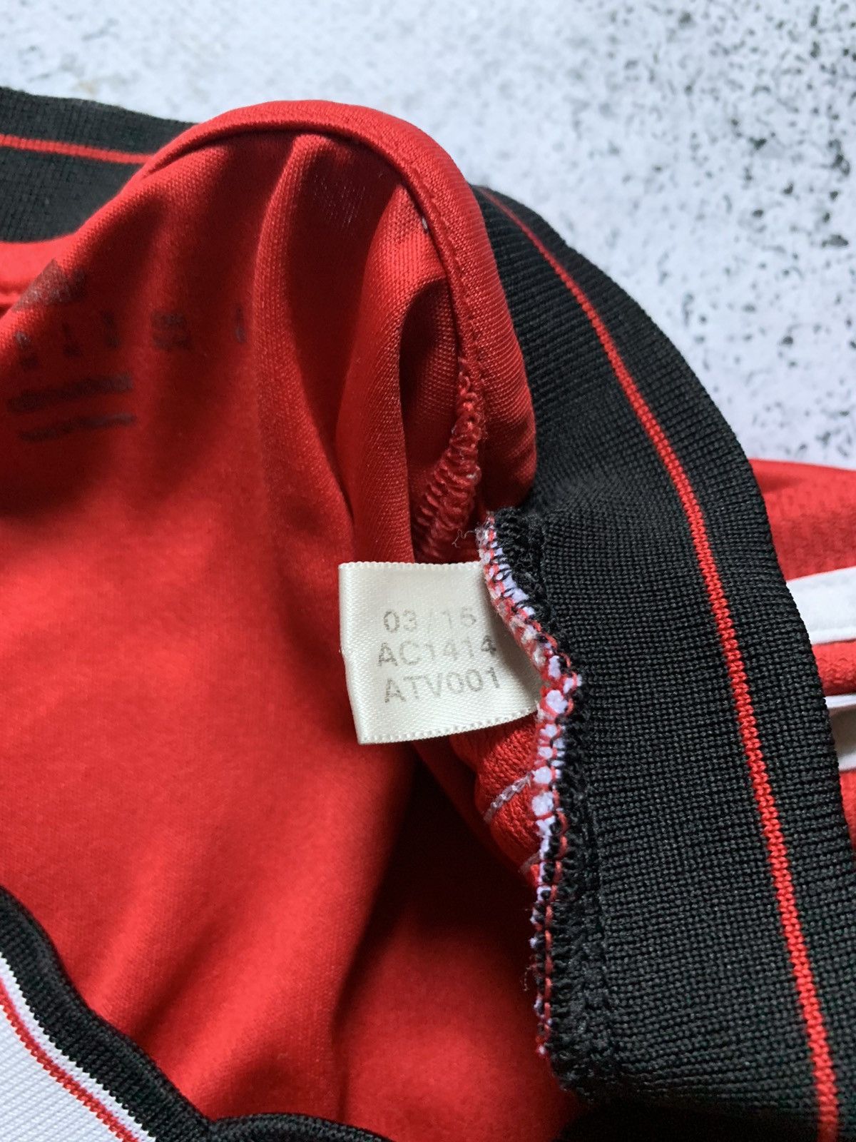 Adidas × Vintage Vintage Adidas Manchester United Soccer Jersey Y2K USA Size US M / EU 48-50 / 2 - 8 Thumbnail