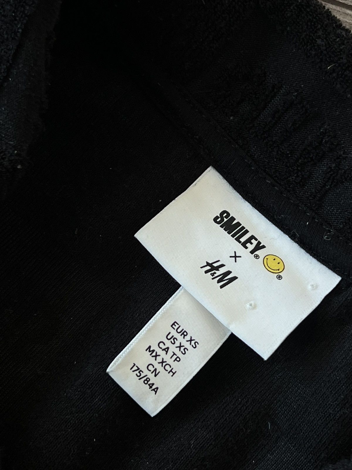 H&M × Other H&M x Smile Mens Textured Polo Shirt Tee‼️ Size US S / EU 44-46 / 1 - 18 Thumbnail
