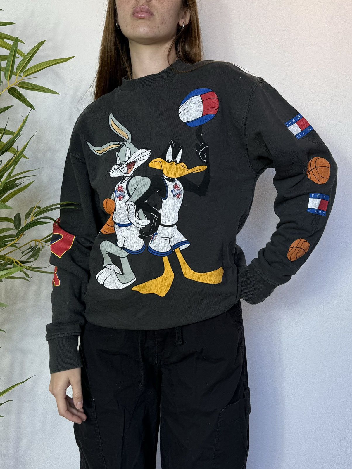 Cartoon Network SPACE JAM x TOMMY JEANS Y2K SWEATSHIRT Size US XS / EU 42 / 0 - 7 Thumbnail
