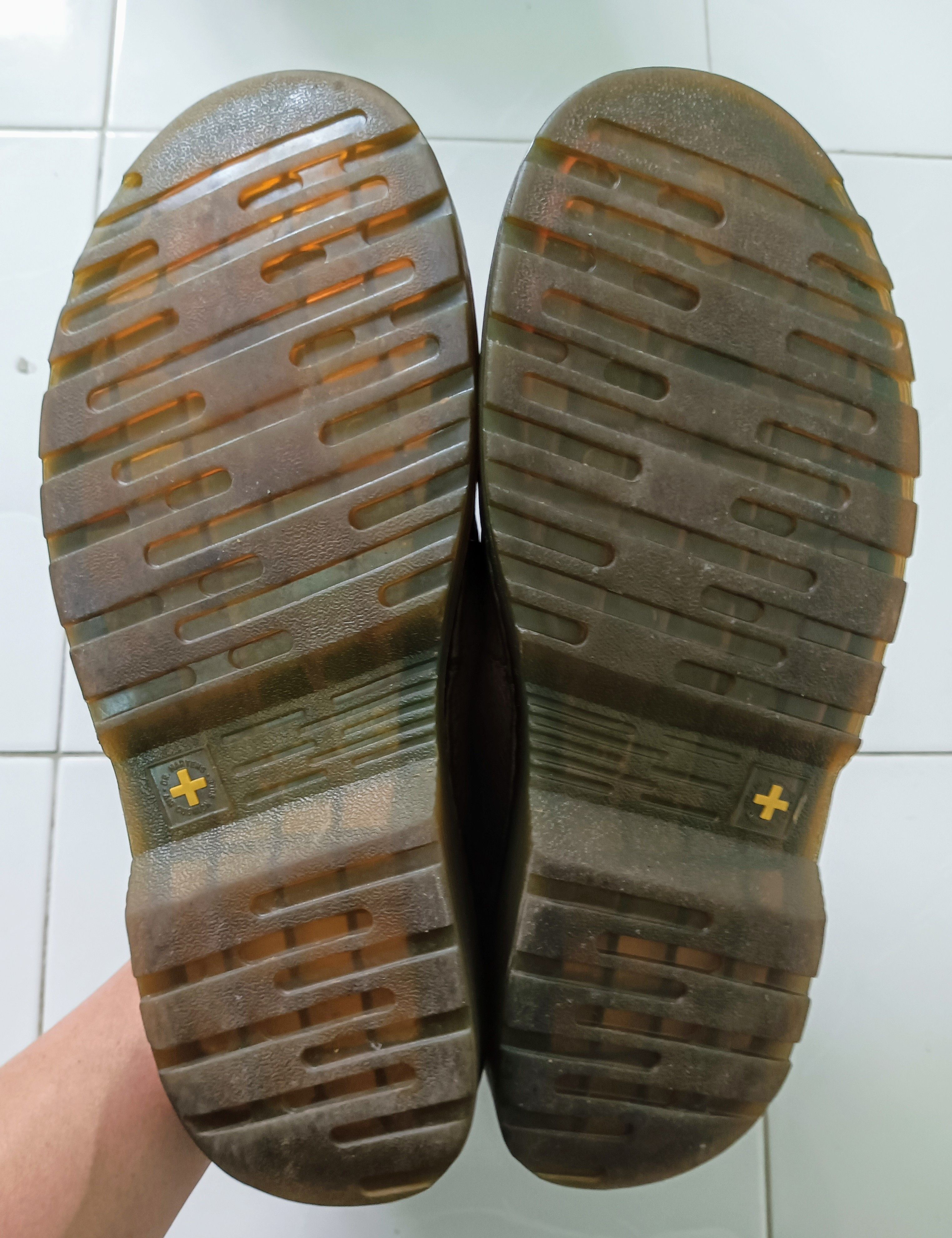 Dr. Martens × Vintage Dr. Martens Mens Tevin Brown Round Toe Low Top AW004 Size US 11 / EU 44 - 8 Thumbnail