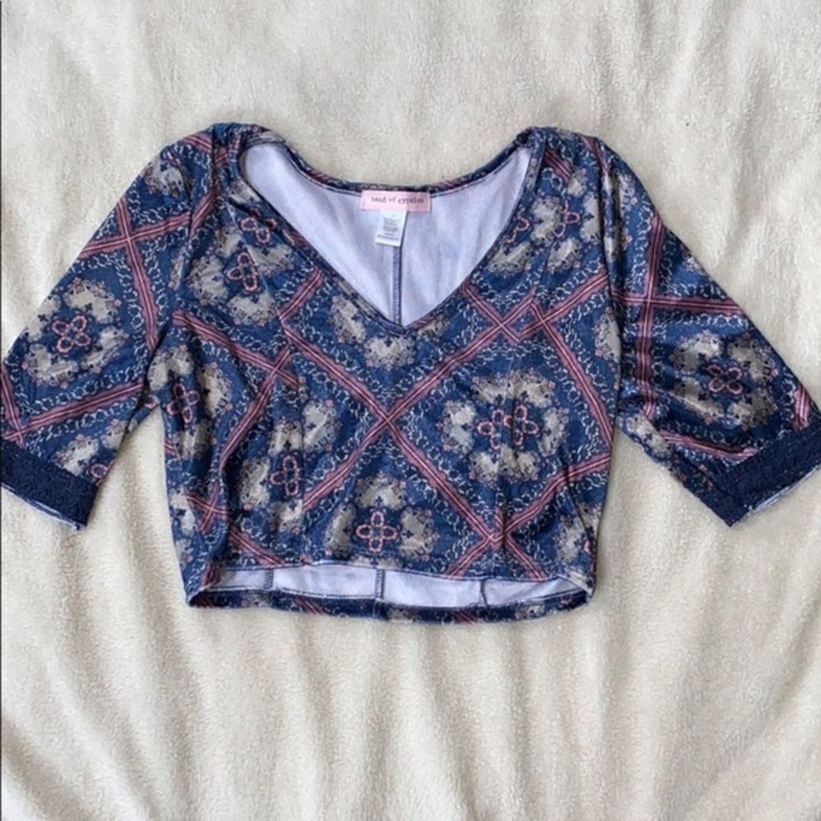 Other Band of Gypsies Velvet Paisley V-Neck Crop Top | Sz M Size M / US 6-8 / IT 42-44 - 2 Thumbnail