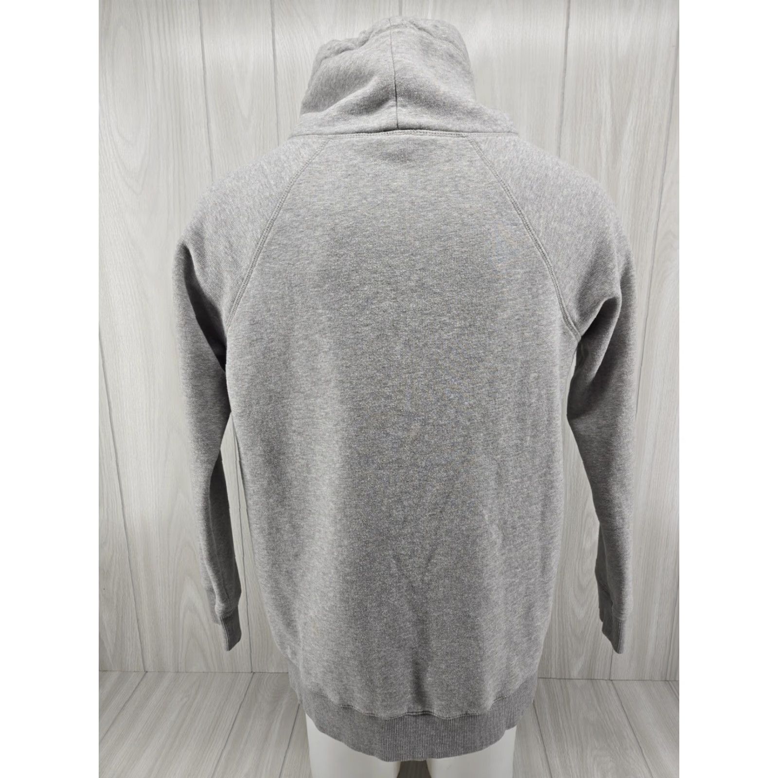 Calvin Klein Calvin Klein Sweatshirt Cowlneck Gray Size L Women's Pullover Activewear Decade Logo Plain Solid Knit Size L / US 10 / IT 46 - 7 Thumbnail