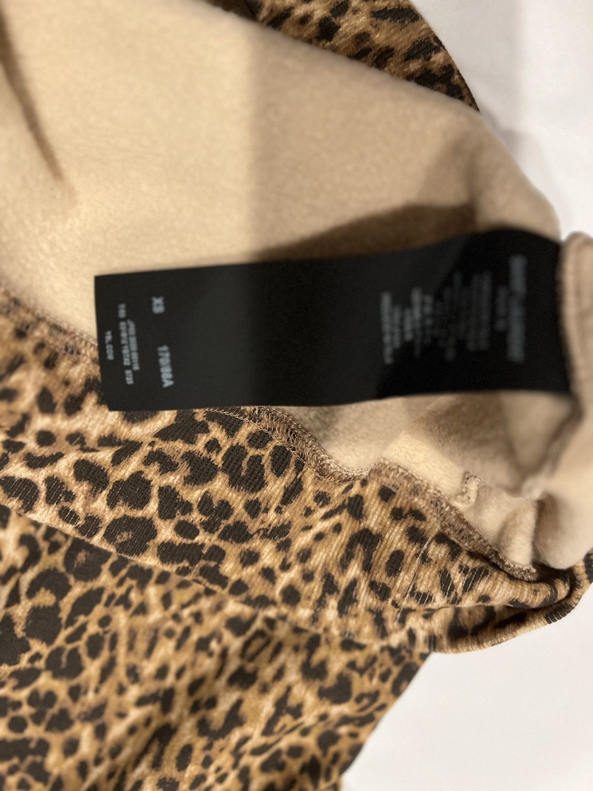 Saint Laurent Paris Saint Laurent men’s leopard print hoodie. XS. $1090 Size US XS / EU 42 / 0 - 10 Thumbnail
