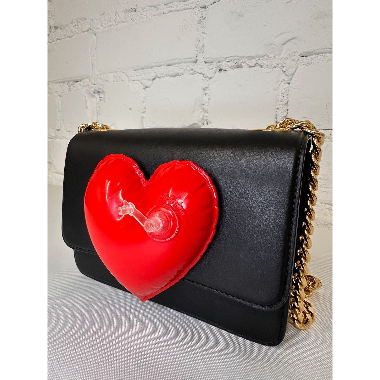 Moschino SS23 MOSCHINO Couture Jeremy Scott Black Leather Red Heart Size ONE SIZE - 13 Thumbnail