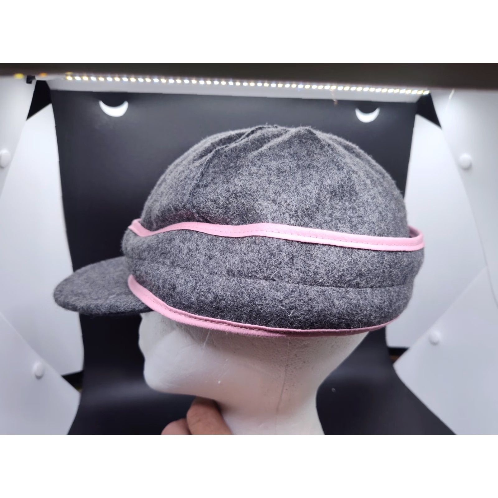 Vintage VINTAGE Stormy Kromer Women’s Wool Cadet Hat US Made Gray Pink 90s Winter Warm - Mens Size ONE SIZE - 7 Thumbnail