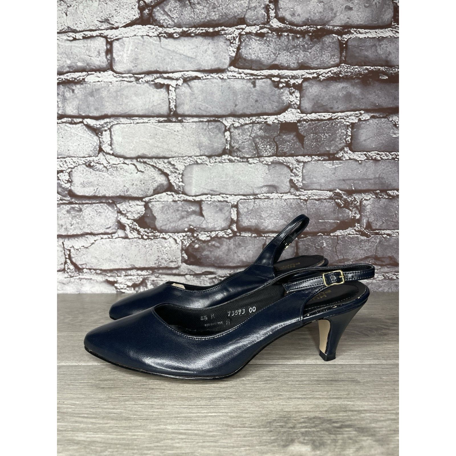 Hush Puppies Hush Puppies Navy Blue Leather Pointed Toe Ankle Strap Heels Size US 8.5 / IT 38.5 - 13 Thumbnail