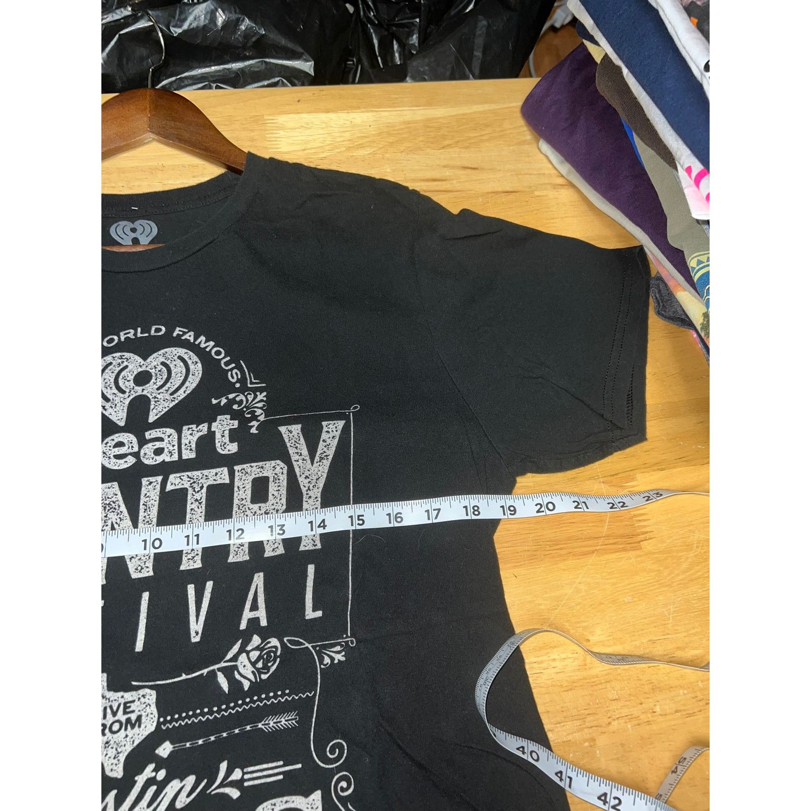Vintage Country Concert Shirt iHeart Festival Luke Bryan Keith Urban Size US M / EU 48-50 / 2 - 7 Thumbnail