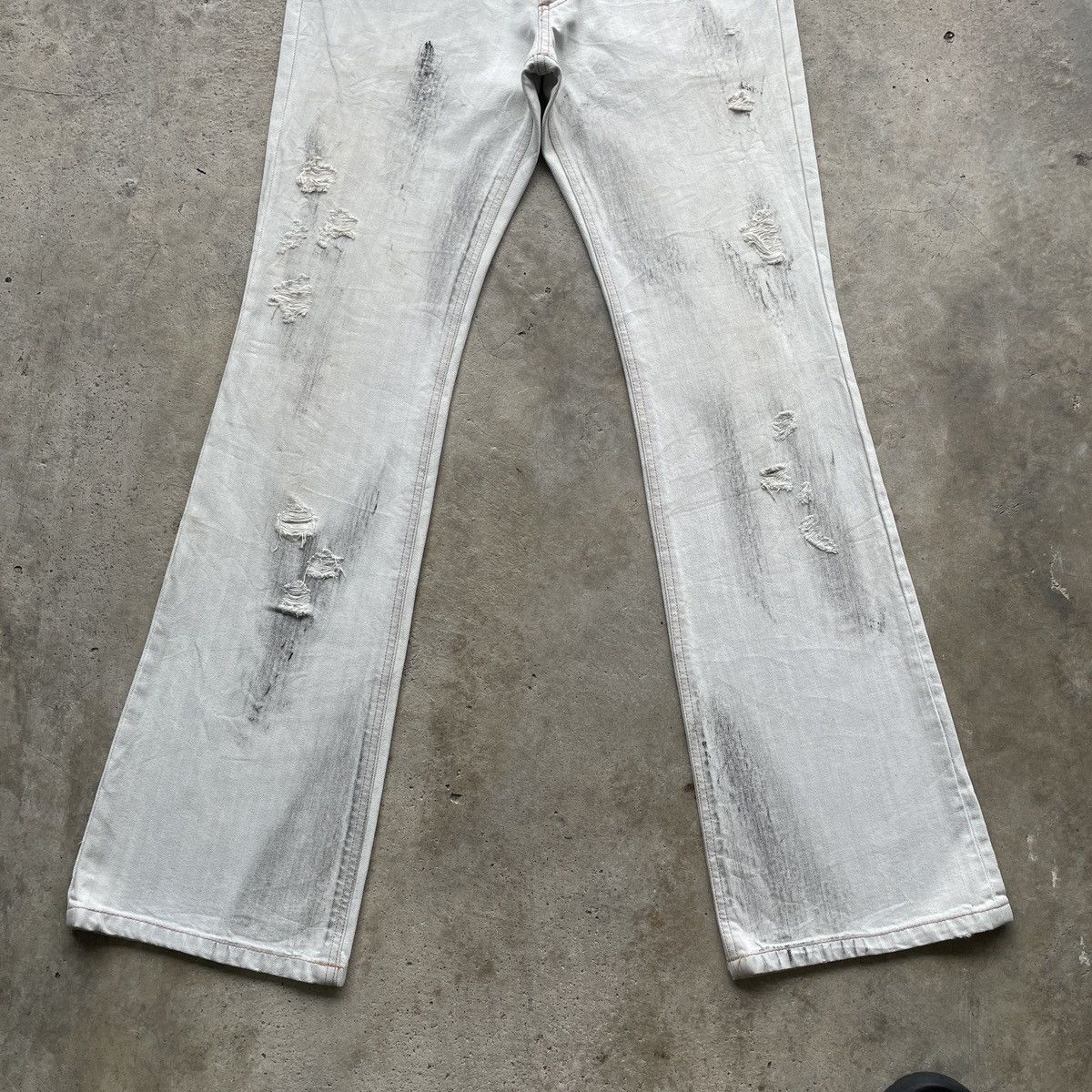 If Six Was Nine × Japanese Brand × Le Grande Bleu (L.G.B.) 291295=Homme Thrashed BOOTCUT Jeans FLARE Pants Denim W31 Size US 31 - 5 Thumbnail