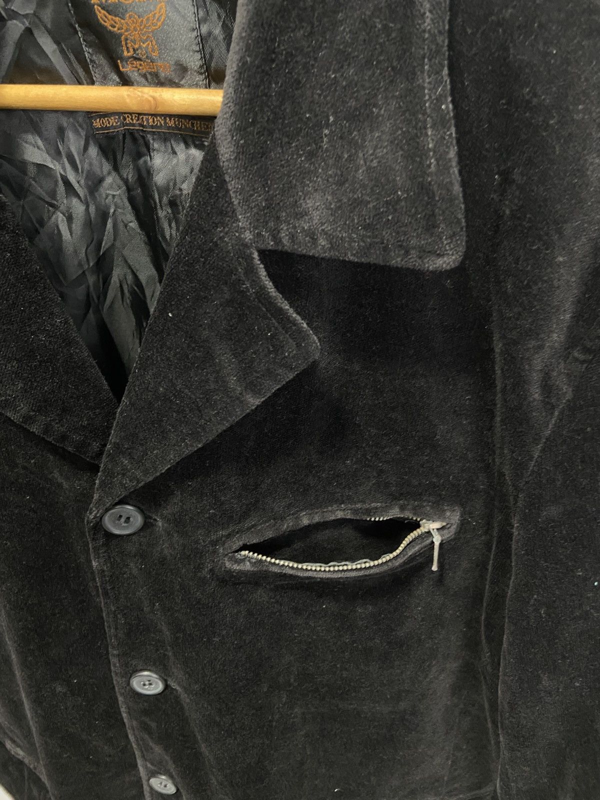 MCM Vintage MCM Legere velvet black coat jacket Size US M / EU 48-50 / 2 - 6 Thumbnail