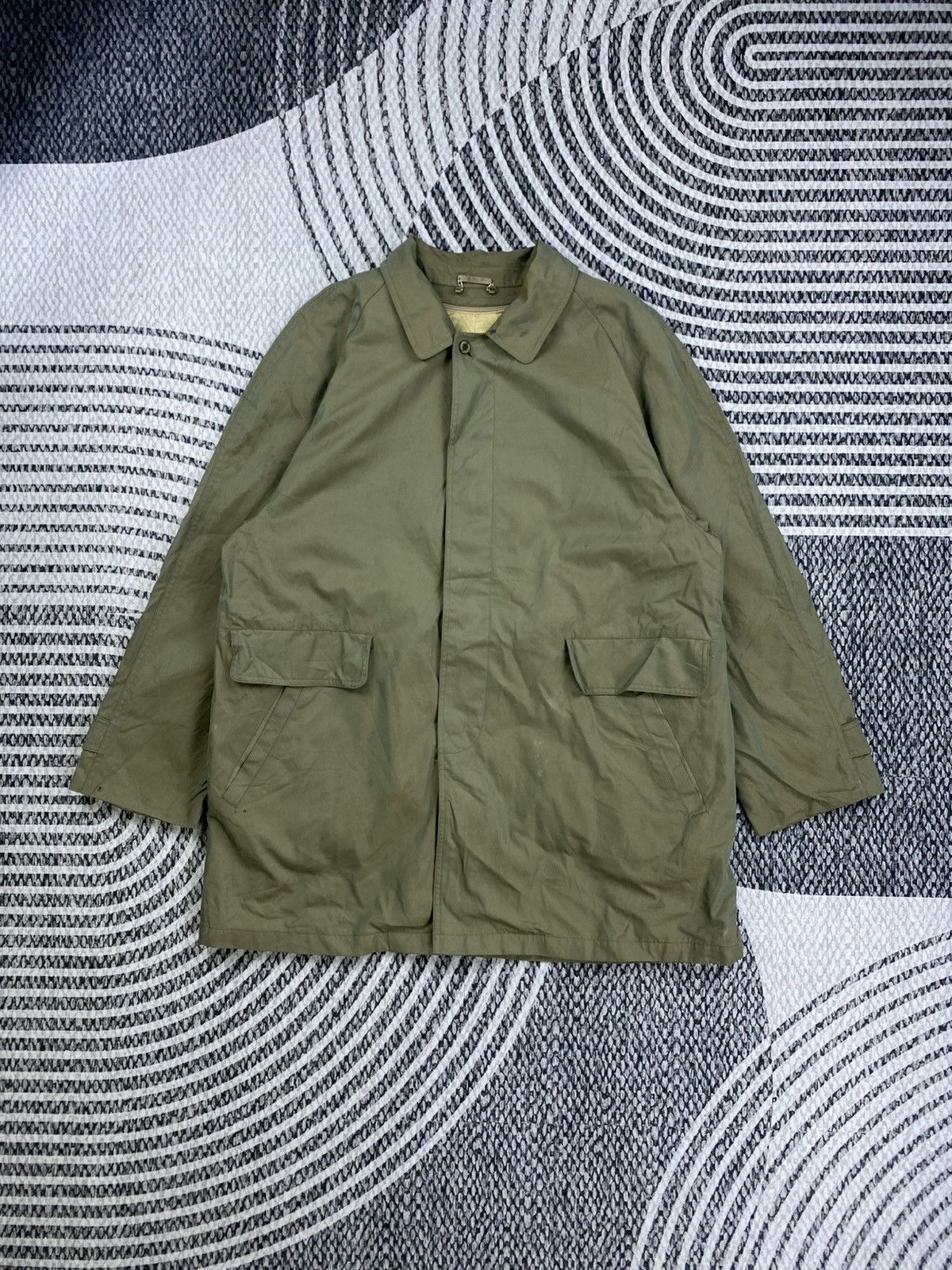 Burberry Vintage Burberry Button Checked Long Jacket Size US L / EU 52-54 / 3 - 1 Thumbnail