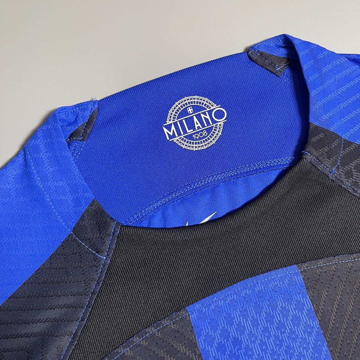 Vintage NWT INTER NIKE 2022/2023 FOOTBALL HOME JERSEY #10 MARTINEZ Size US L / EU 52-54 / 3 - 10 Thumbnail