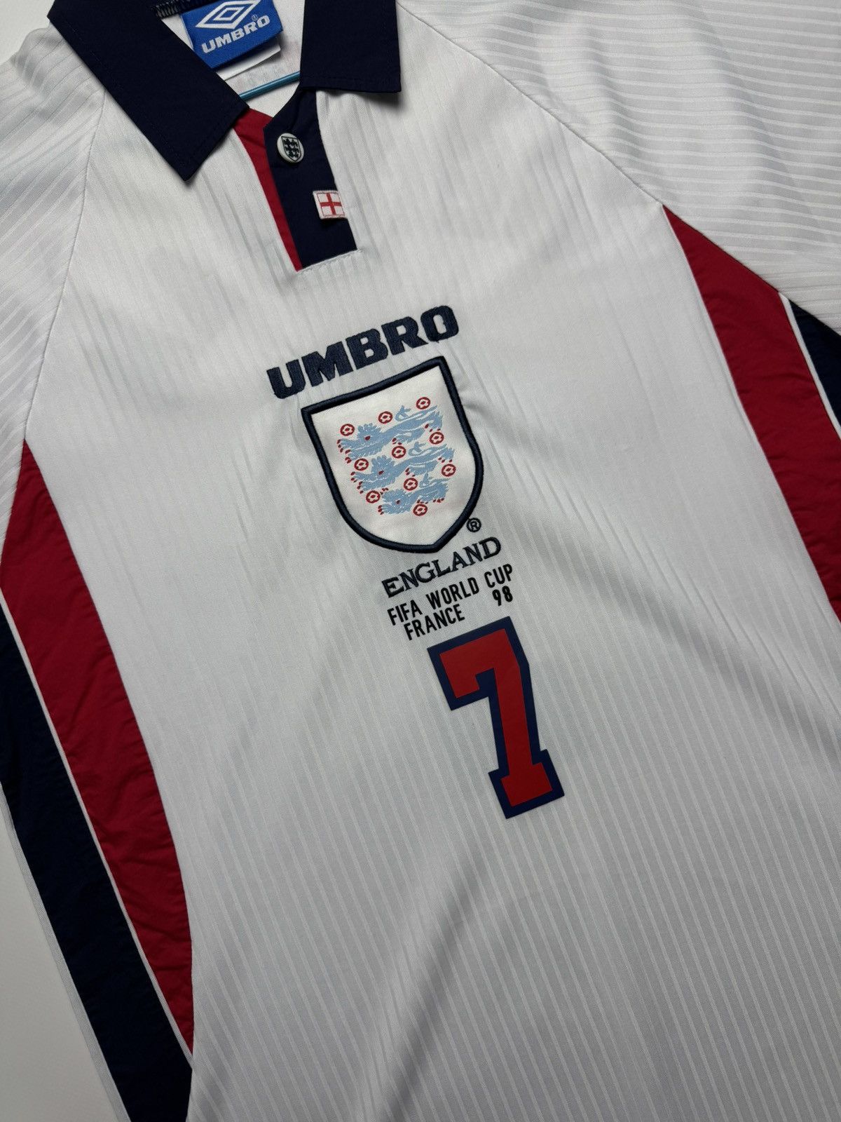 Umbro Vintage 1998 England World Cup Home Jersey - #7 BECKHAM Size US L / EU 52-54 / 3 - 5 Thumbnail