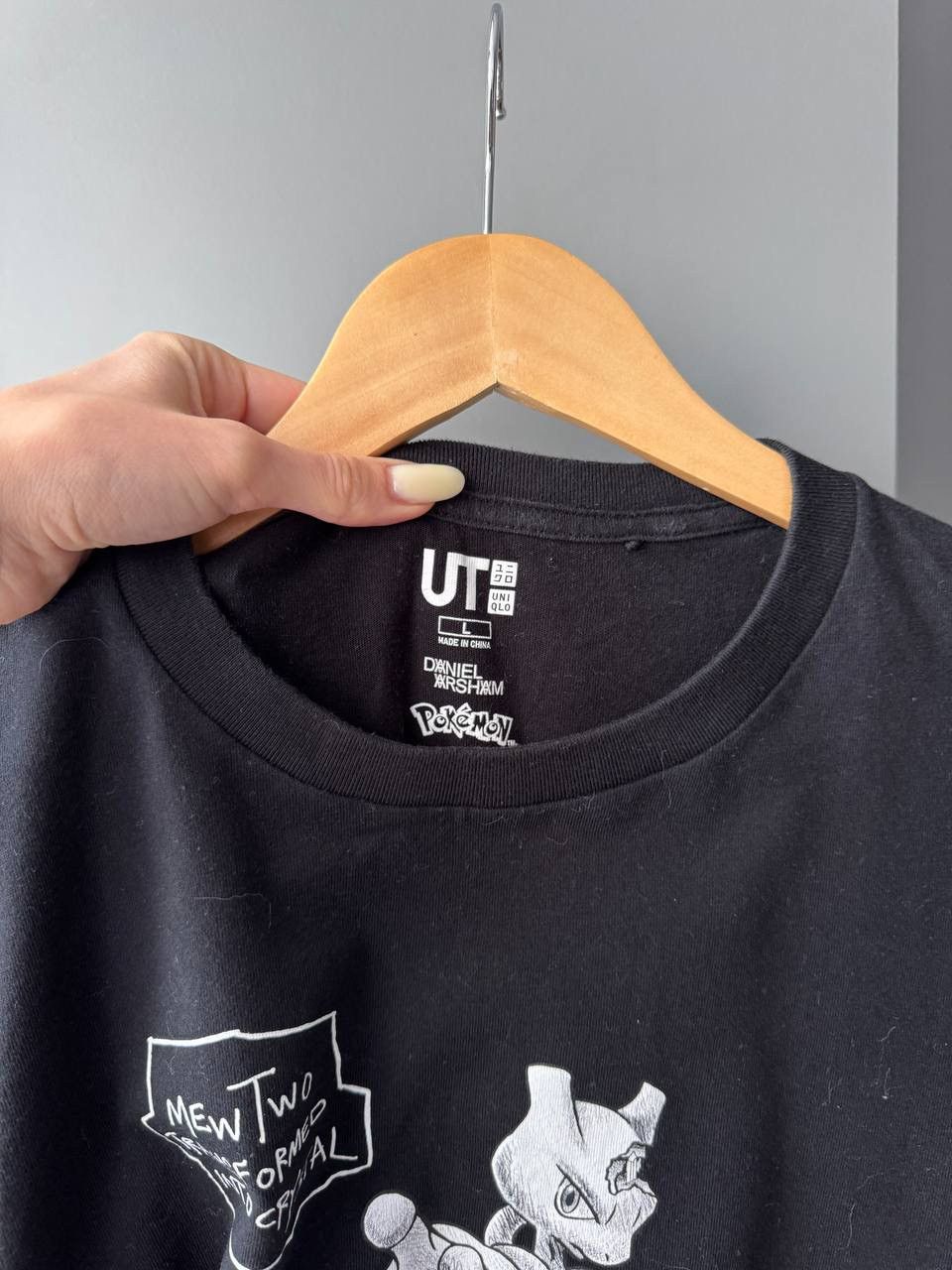 Daniel Arsham × Pokemon × Uniqlo Daniel Arsham x Pokemon x Uniqlo Mewtwo 3020 T-Shirt Size US L / EU 52-54 / 3 - 2 Thumbnail