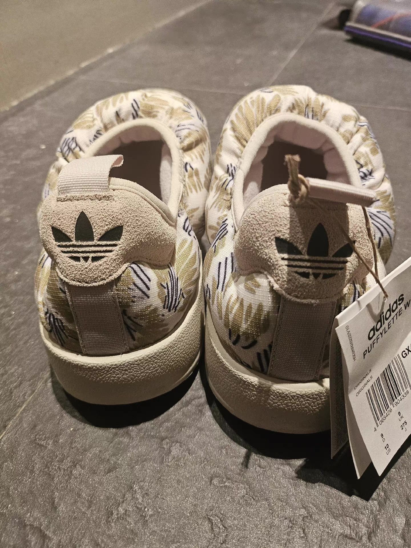 Adidas Adidas Trefoil Puffylette Men's Warm Casual Sneakers Q16 Size US 8 / EU 41 - 3 Thumbnail