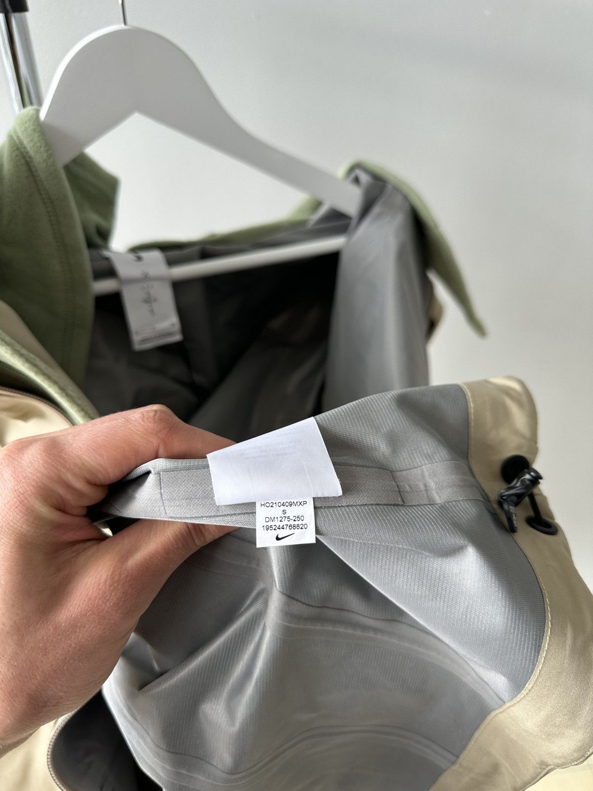 Nike × Travis Scott NWT $400 Nike x Cactus Jack Travis Scott NRG BH Jacket Beige Size US S / EU 44-46 / 1 - 10 Thumbnail