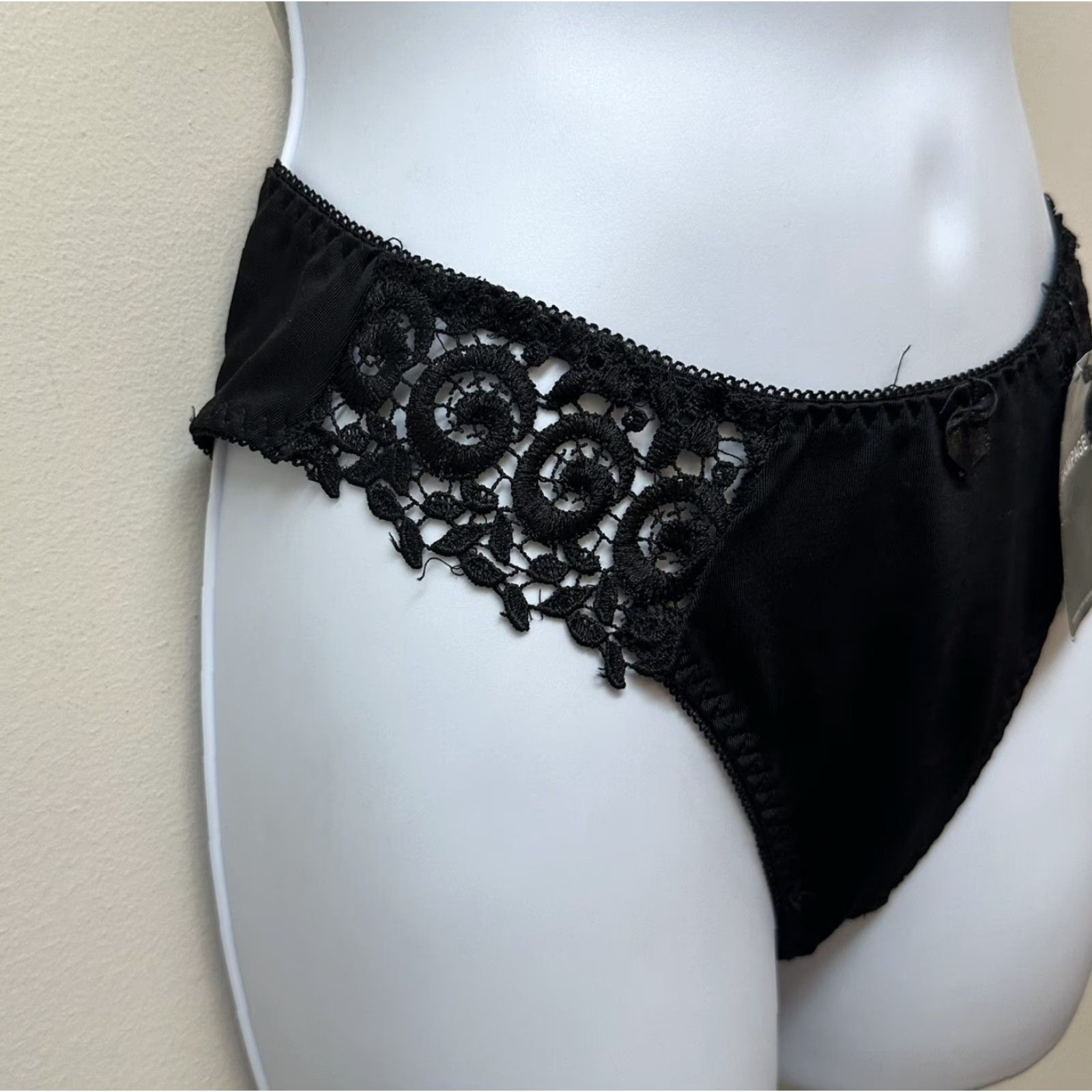 Vintage VINTAGE Rampage Black High Cut Lace Bikini Panty Panties Size M NWT Size 32" / US 10 / IT 46 - 2 Thumbnail