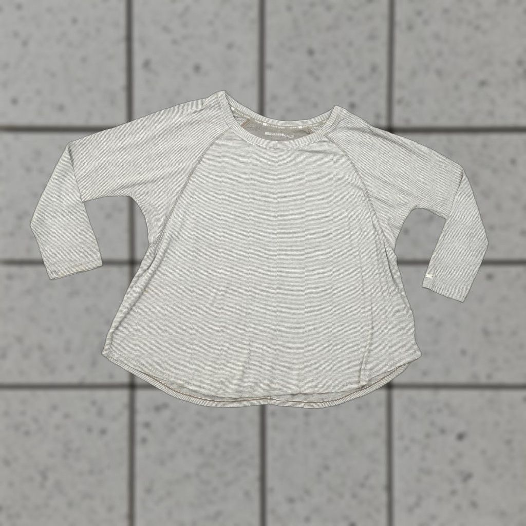 Tommy Hilfiger Tommy Hilfiger Sport Women's XL Gray White Striped Raglan 3/4 Sleeve Knit T-Shirt Size XL / US 12-14 / IT 48-50 - 1 Thumbnail